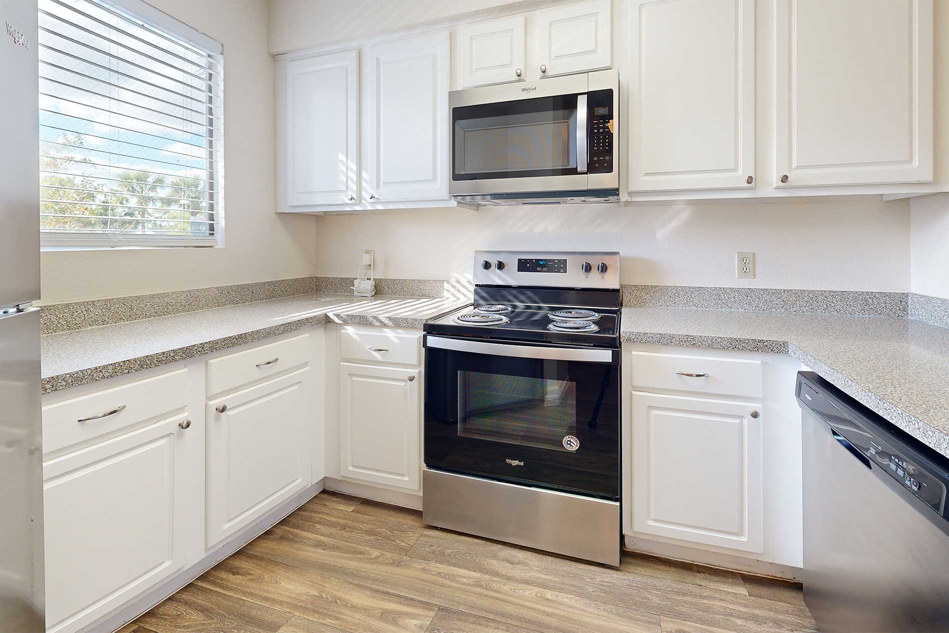 Seabrook apartment kitchen