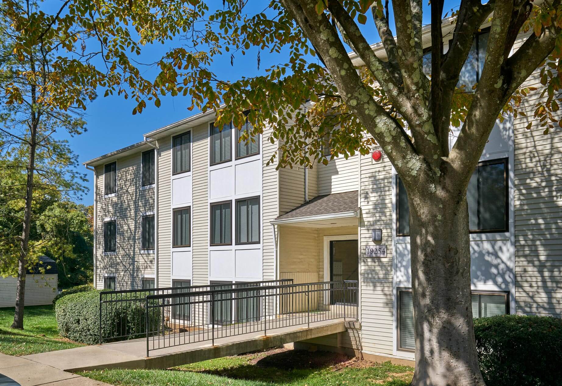 Seneca Place Apartments Exterior Building