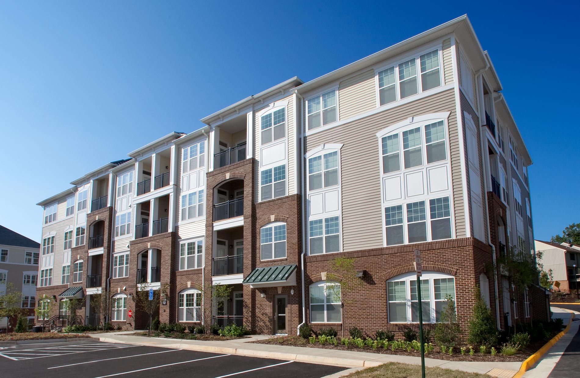 Signal Hill Apartments in Woodbridge VA