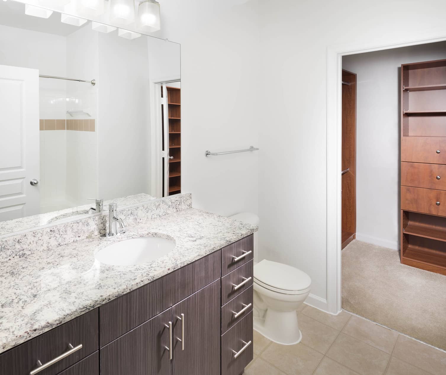 Sullivan Place Bathroom