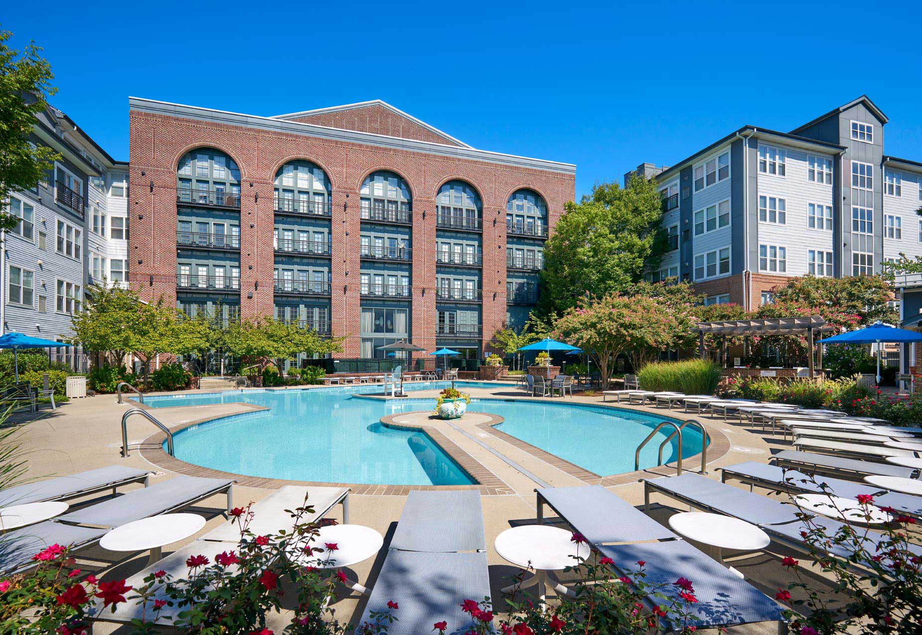 Sullivan Place pool