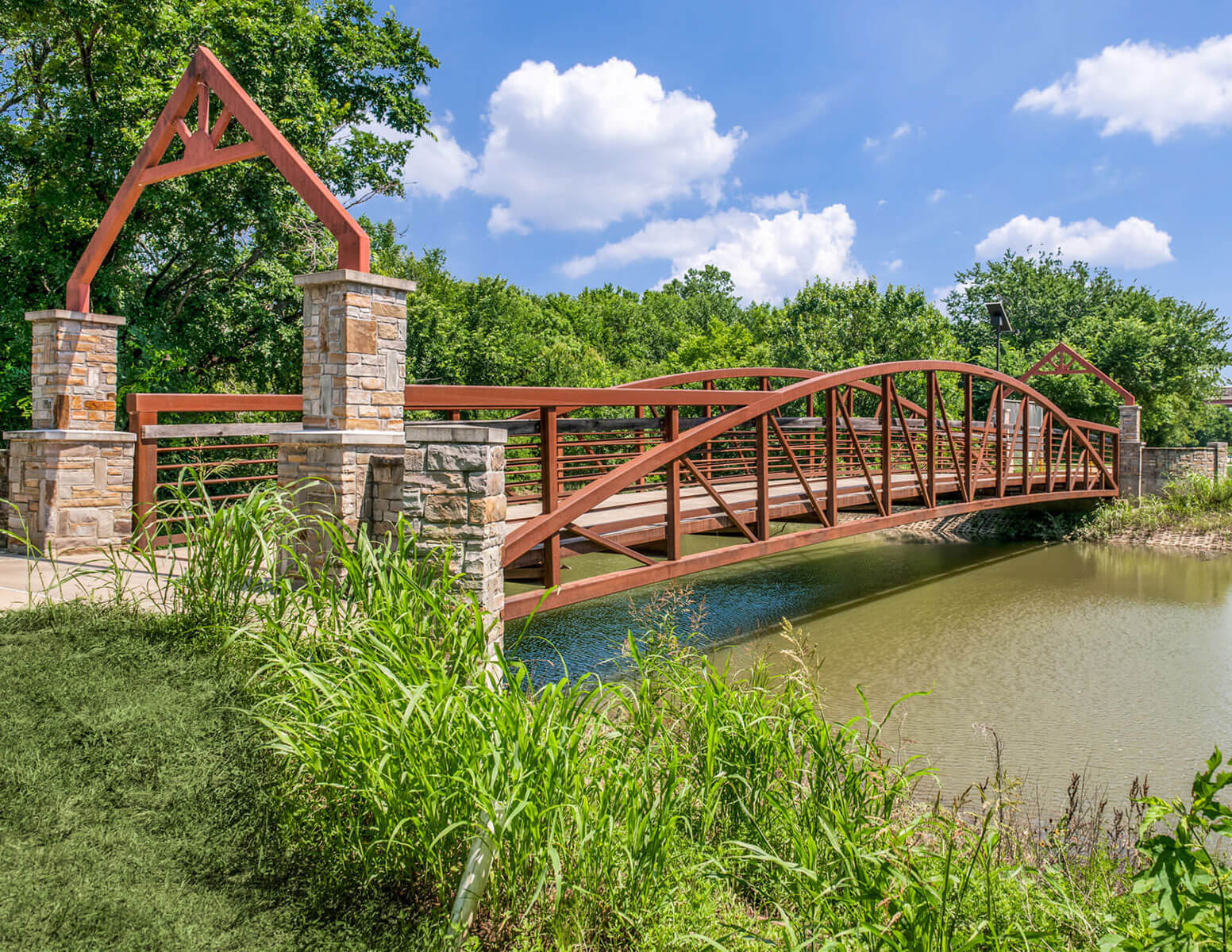 Neighborhood Info & Location of The Canal Apartments Farmers Branch