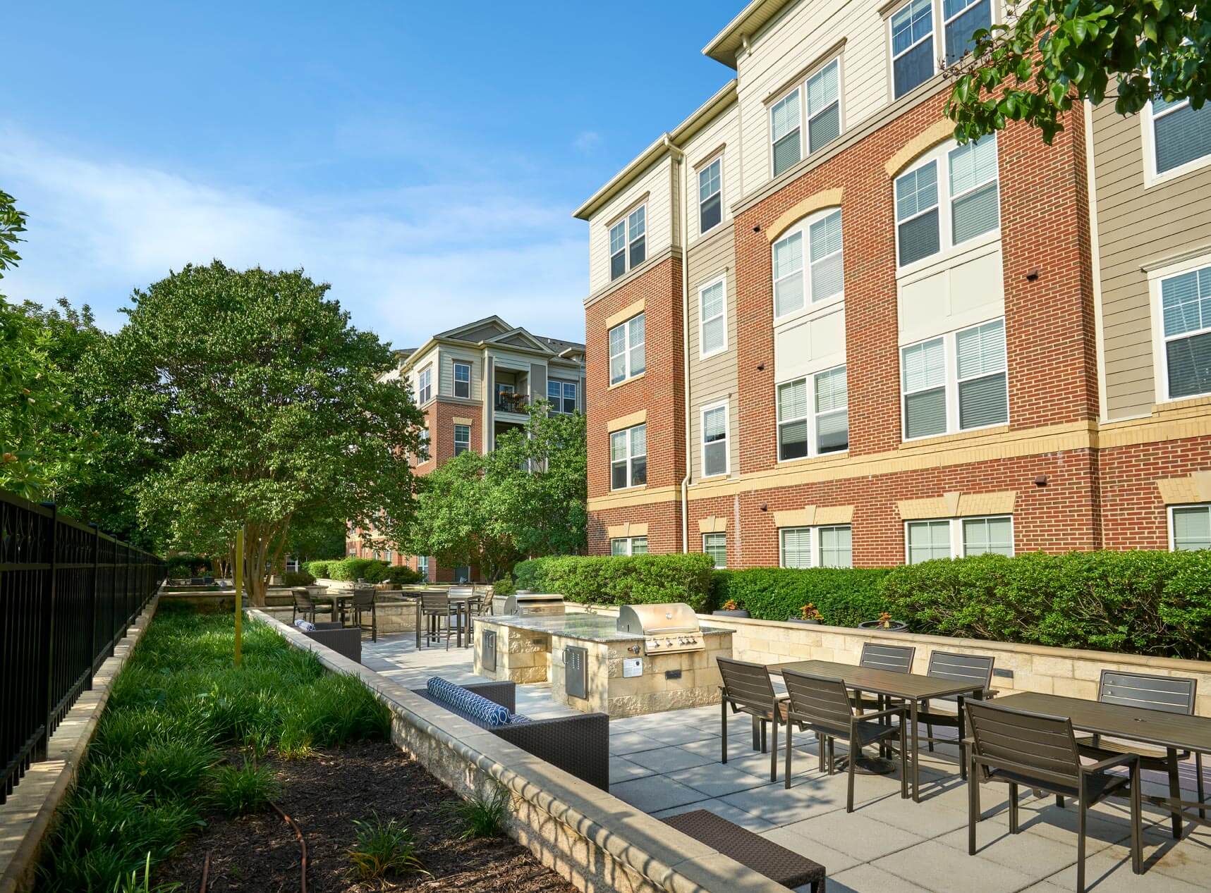 The Courts at Huntington Station grilling area