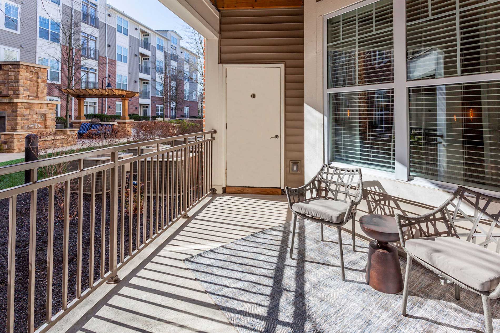 The Enclave at Potomac Club apartment patio