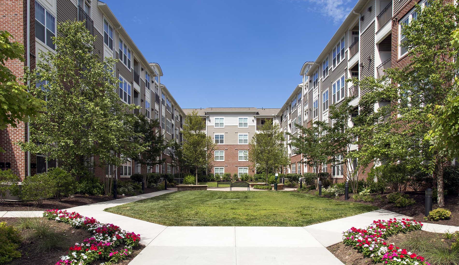 Courtyard space in Woodbridge, VA