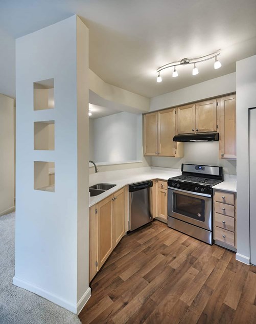 Photos and Tours of The Hawthorne Mill Creek WA