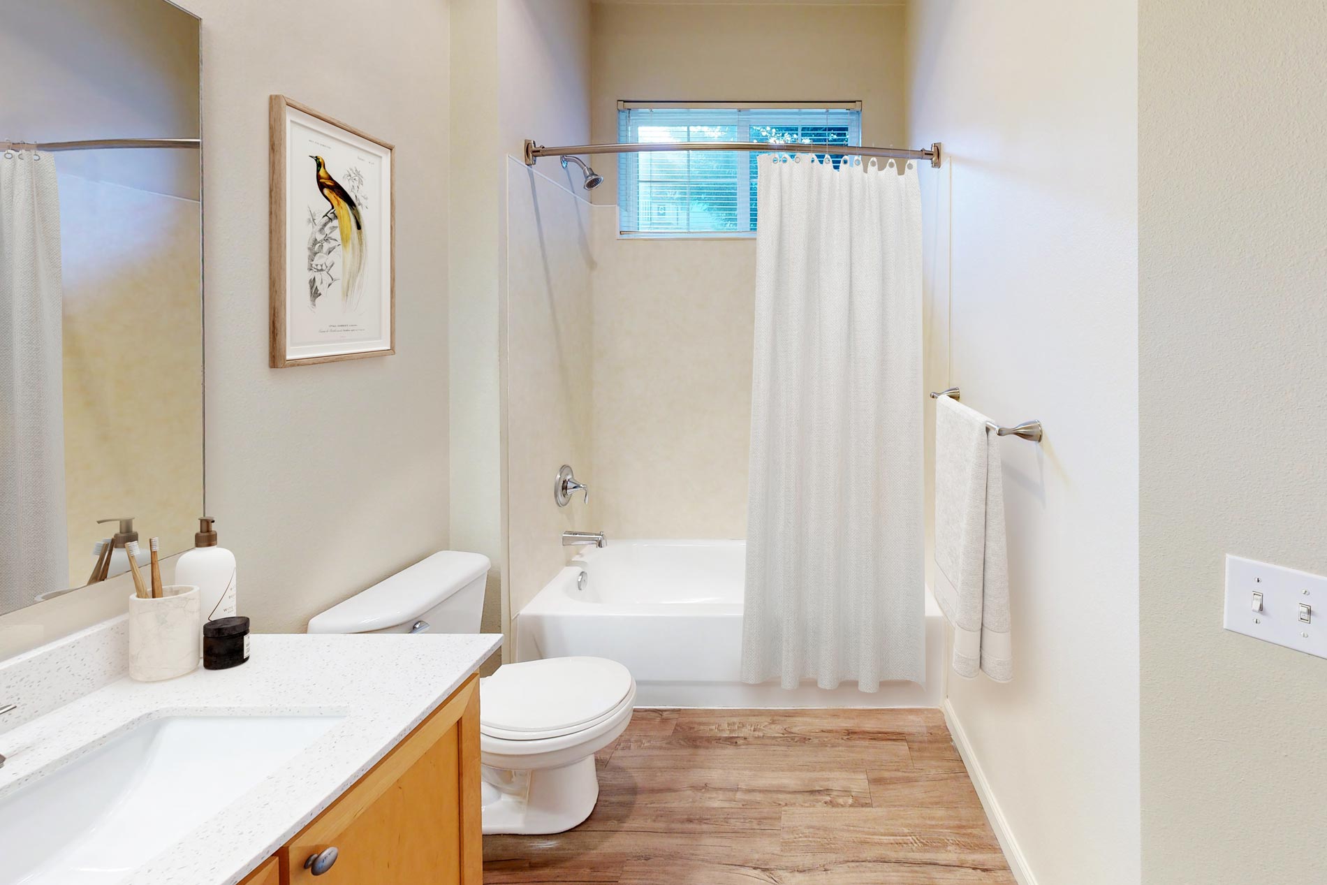 The Hawthorne staged bathroom