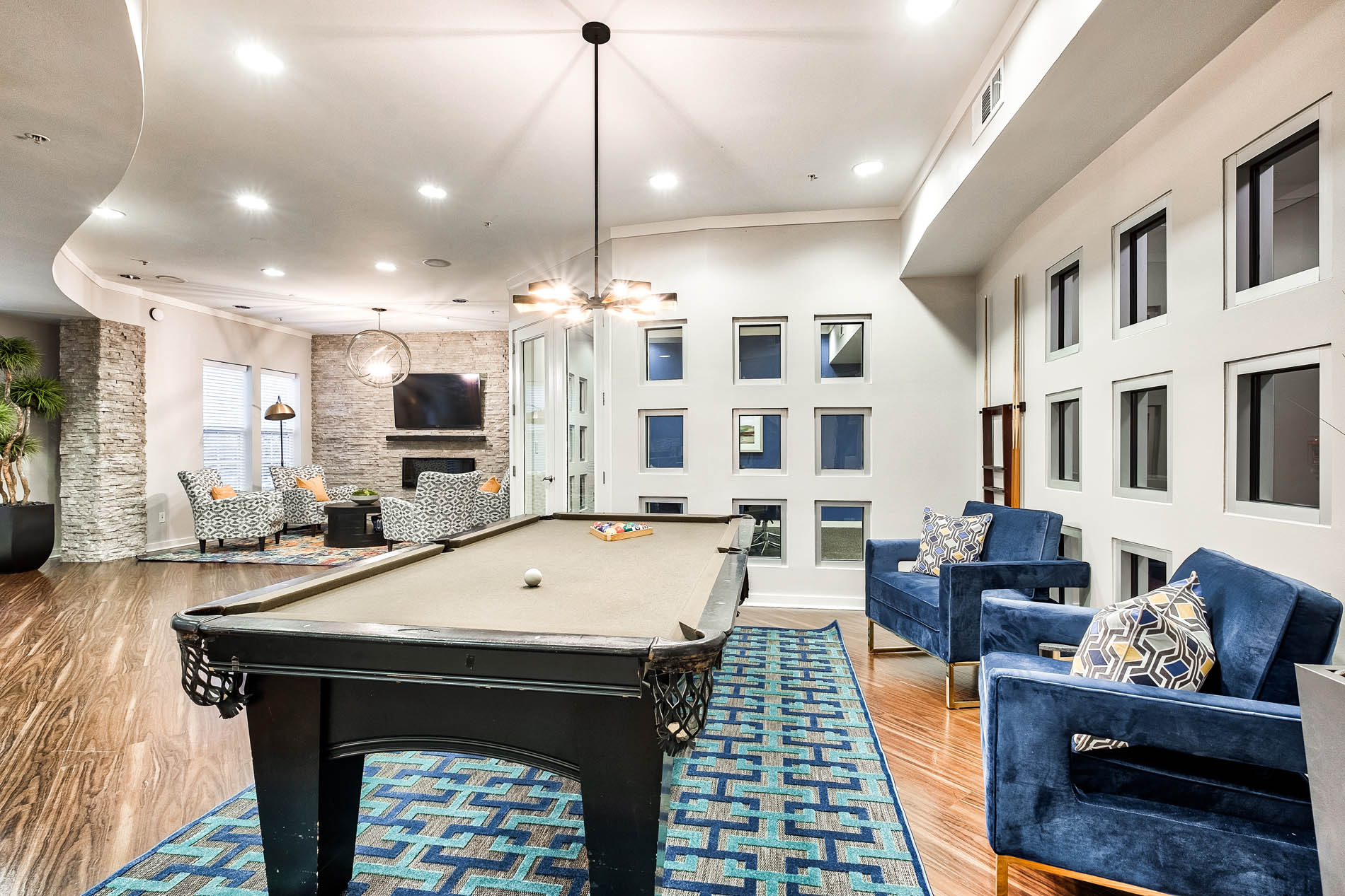 Quarters at towson town center resident lounge