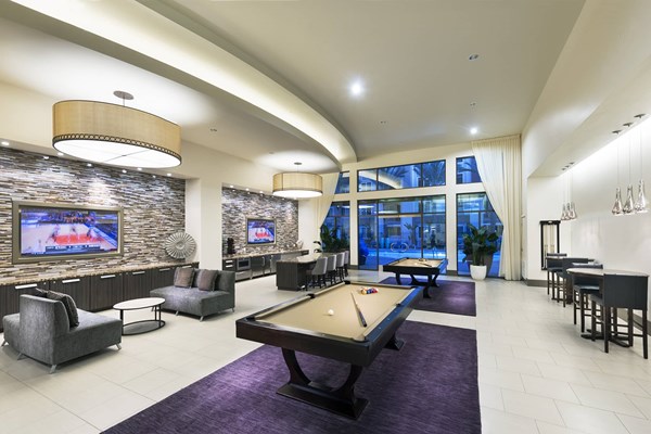 The Residences At Bella Terra Apartments In Huntington