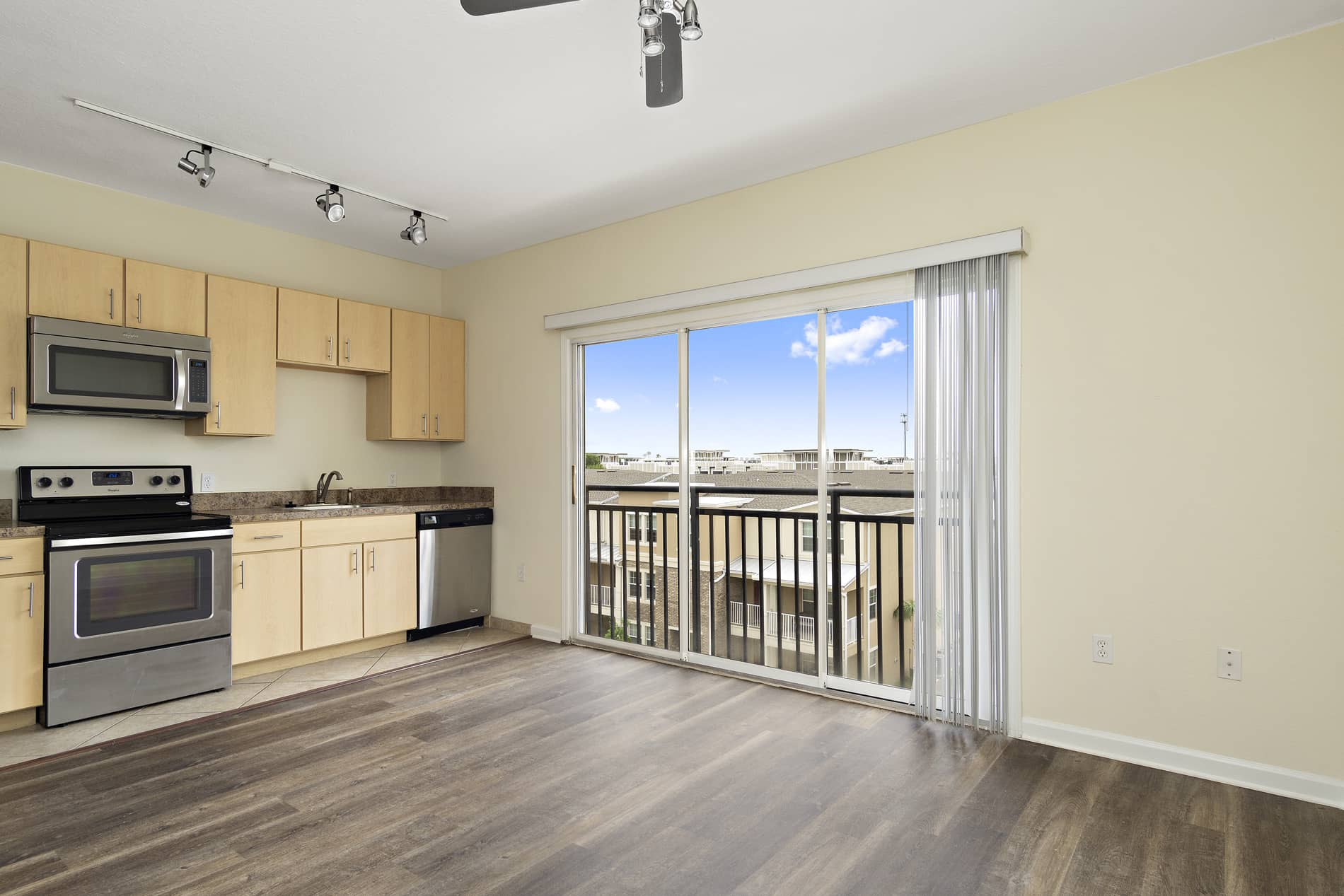 Photos and Tours of The Vintage Lofts at West End Apartments Tampa FL