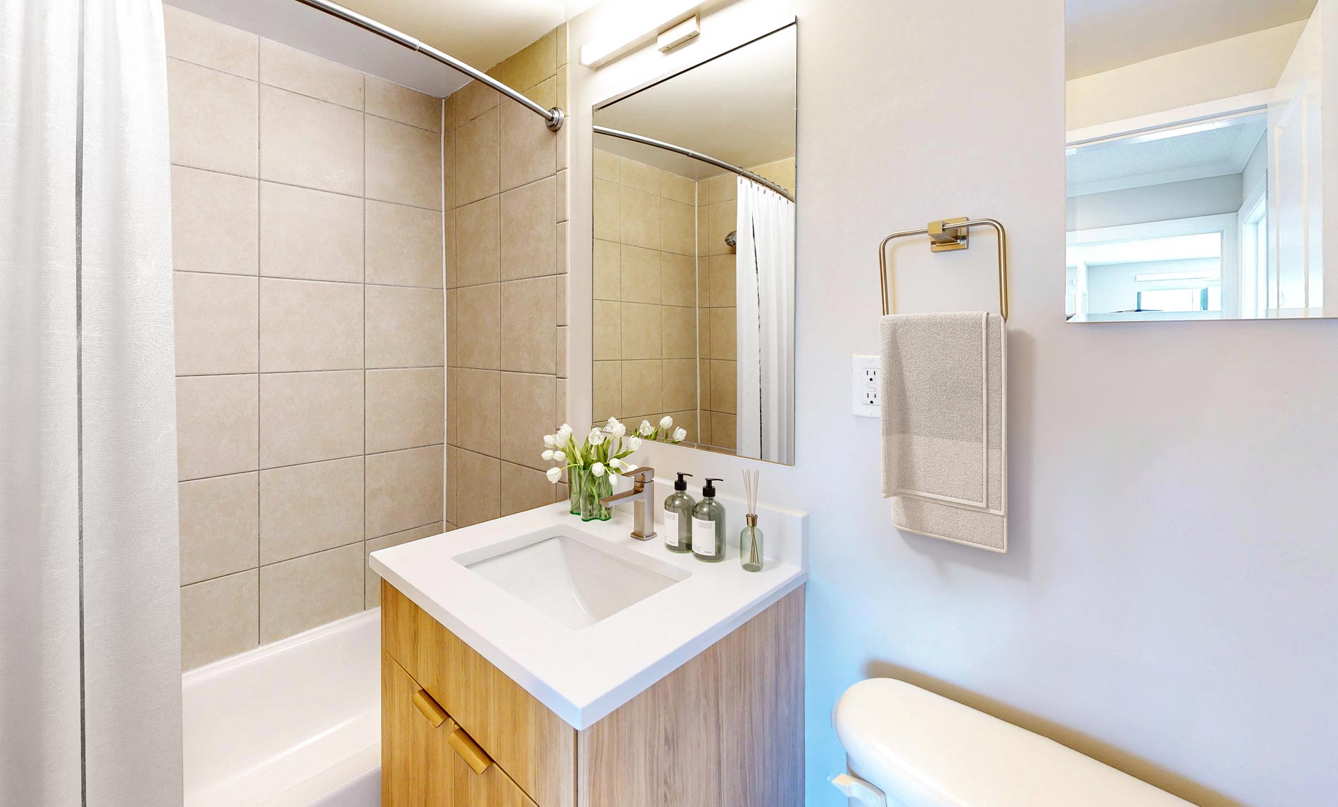The Whitmore staged bathroom