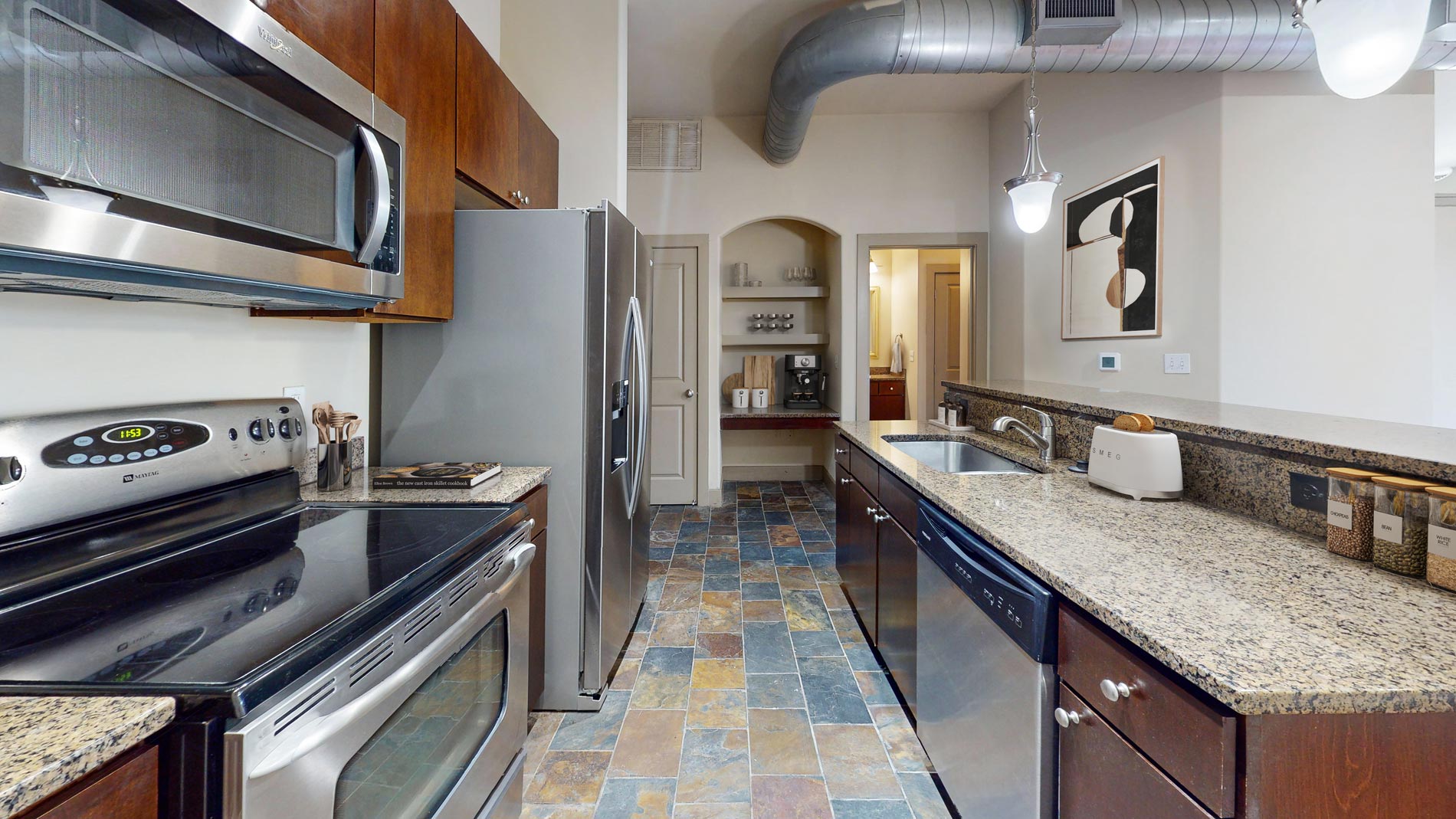 Towson Promenade staged kitchen