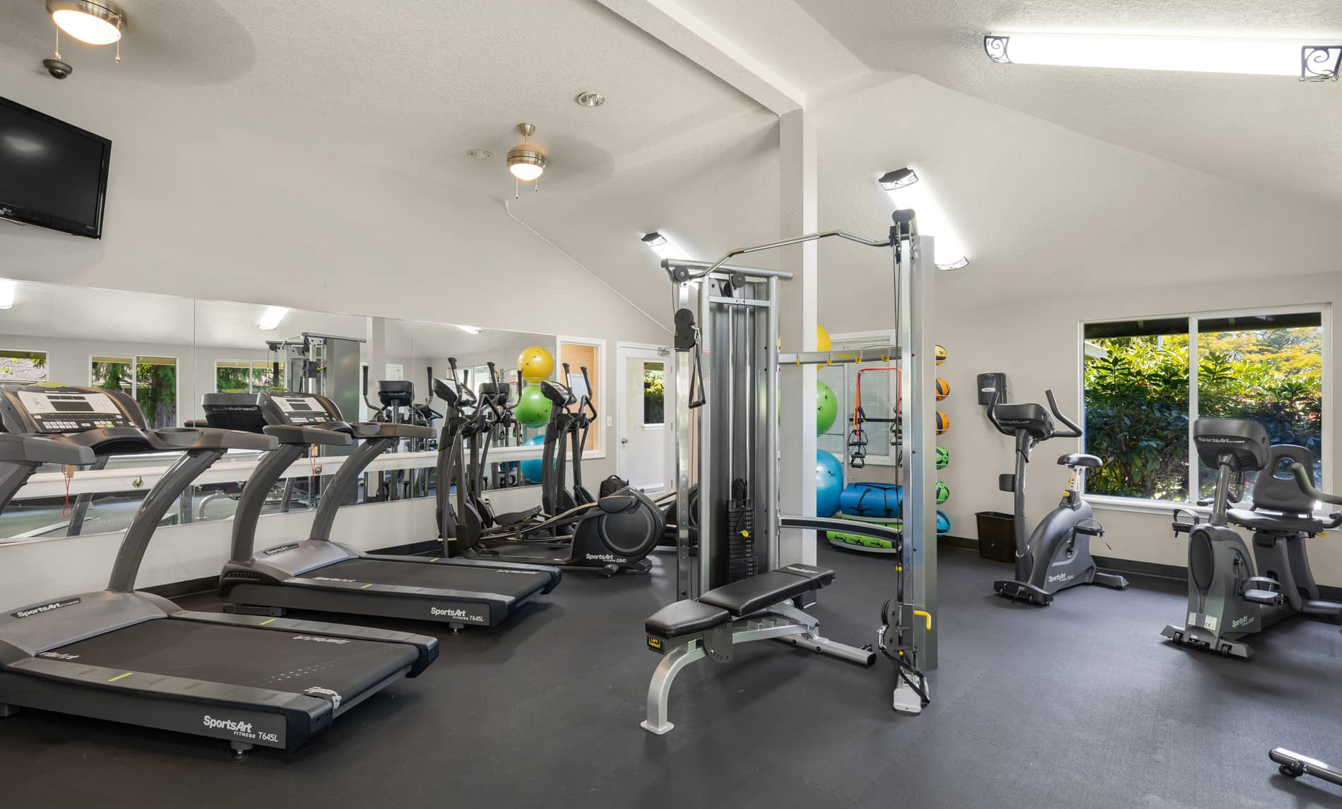 Tualatin Heights Fitness Center