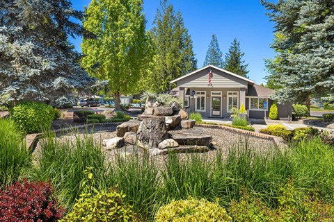 Tualatin Heights apartments in Tualatin neighborhood of Portland features updated interiors, outdoor amenities, and is in a cozy suburban neighborhood