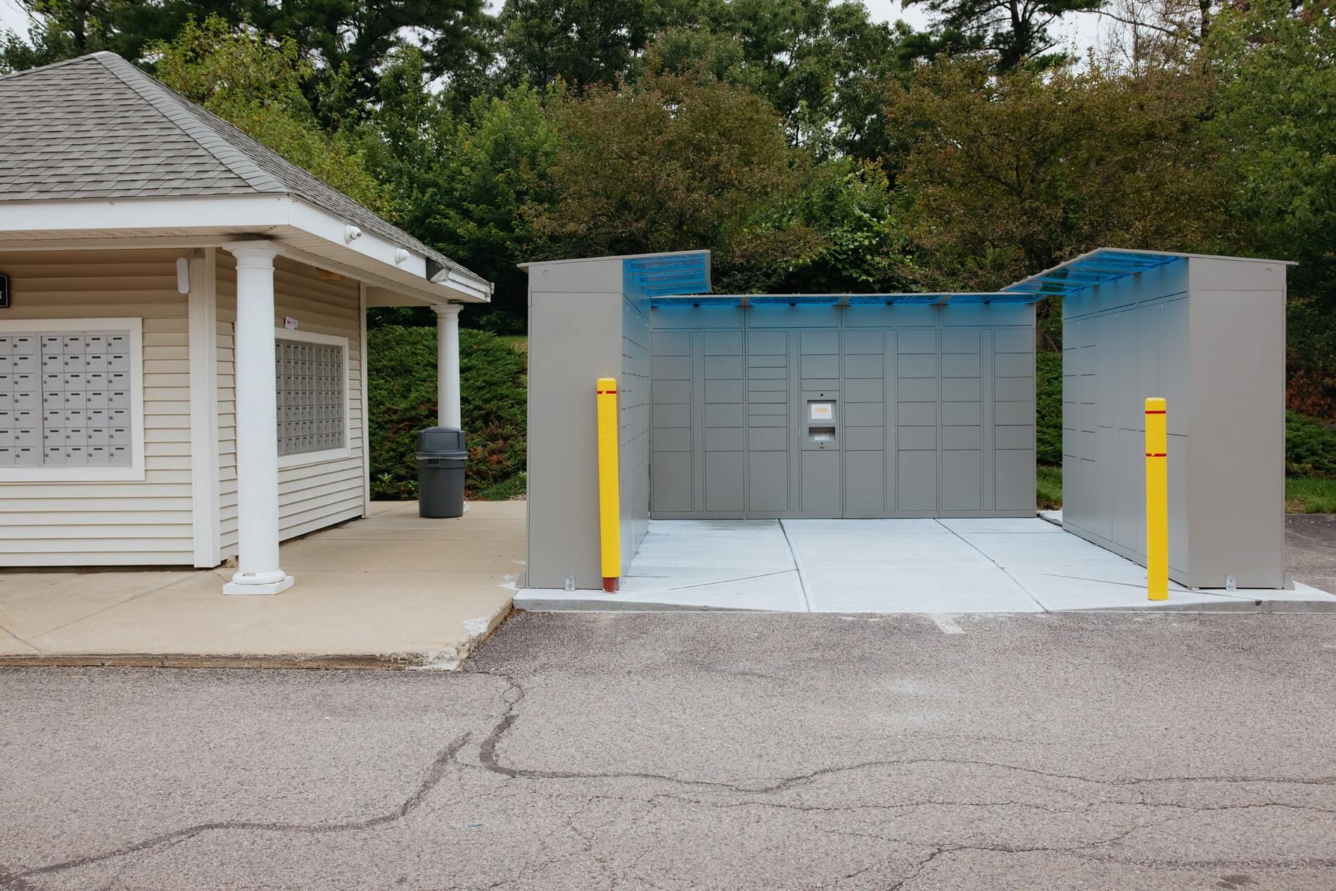 Union Place package lockers