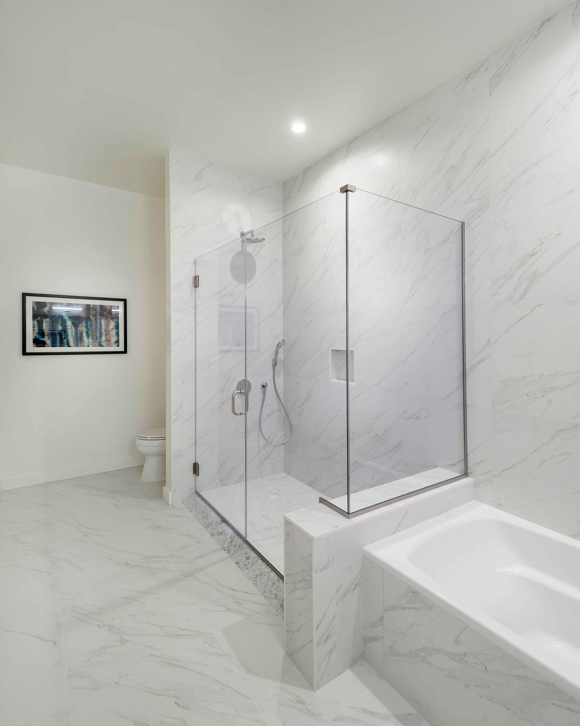 Vision on Wilshire Penthouse Bathroom