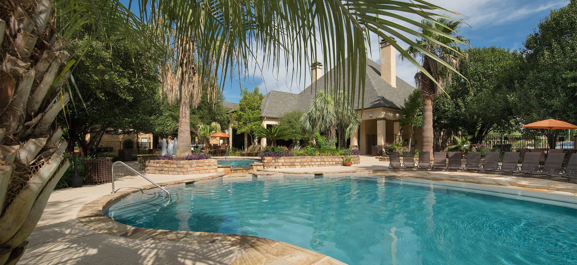 Lakeline Villas Pool