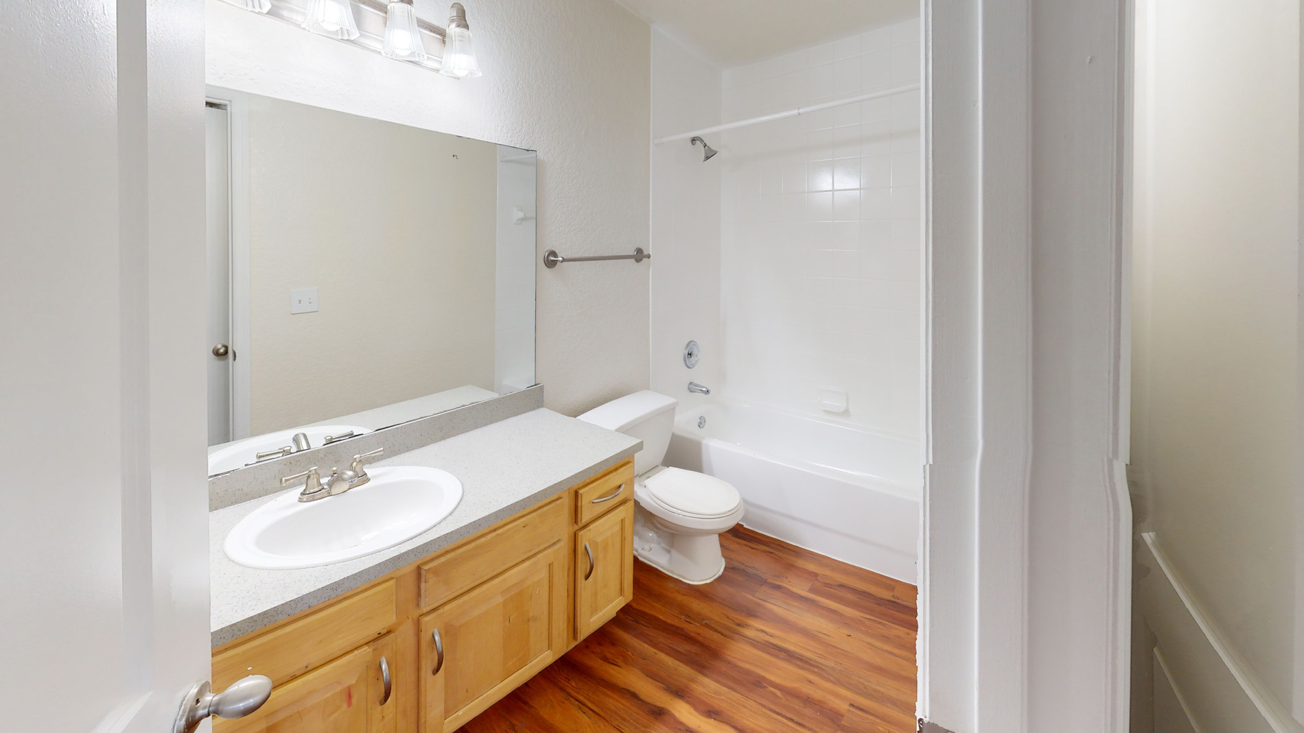 The Breyley Apartments 4 of 5