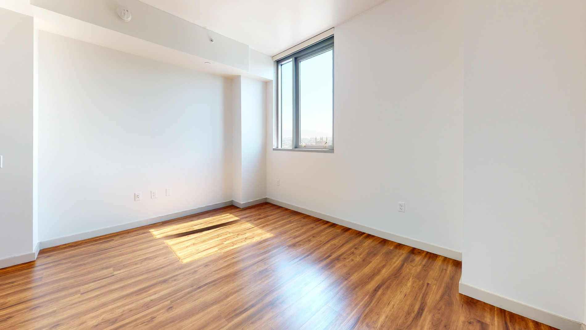 3033 Wilshire 3 of 5