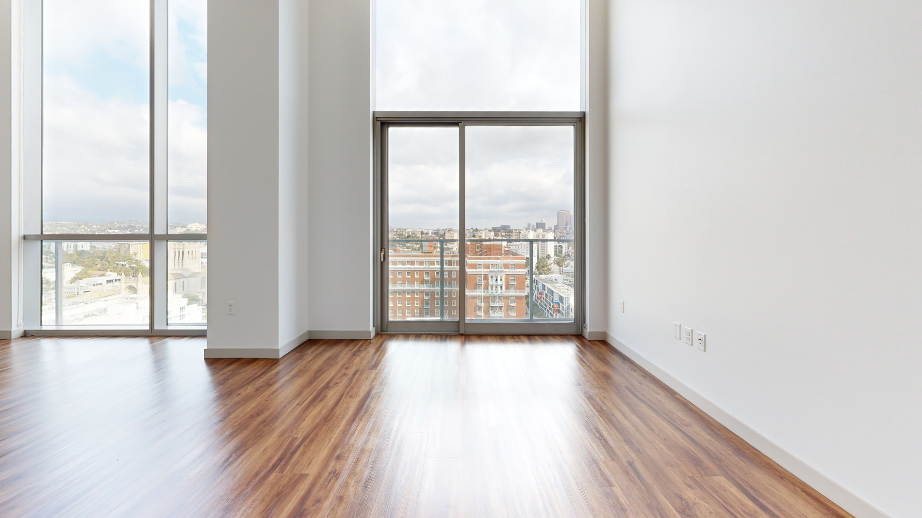 3033 Wilshire 2 of 5