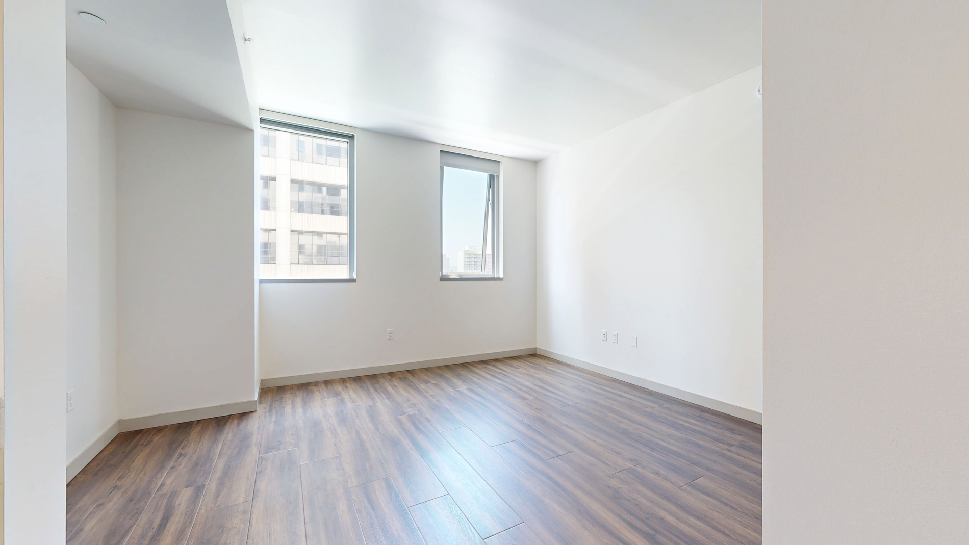 3033 Wilshire 3 of 5