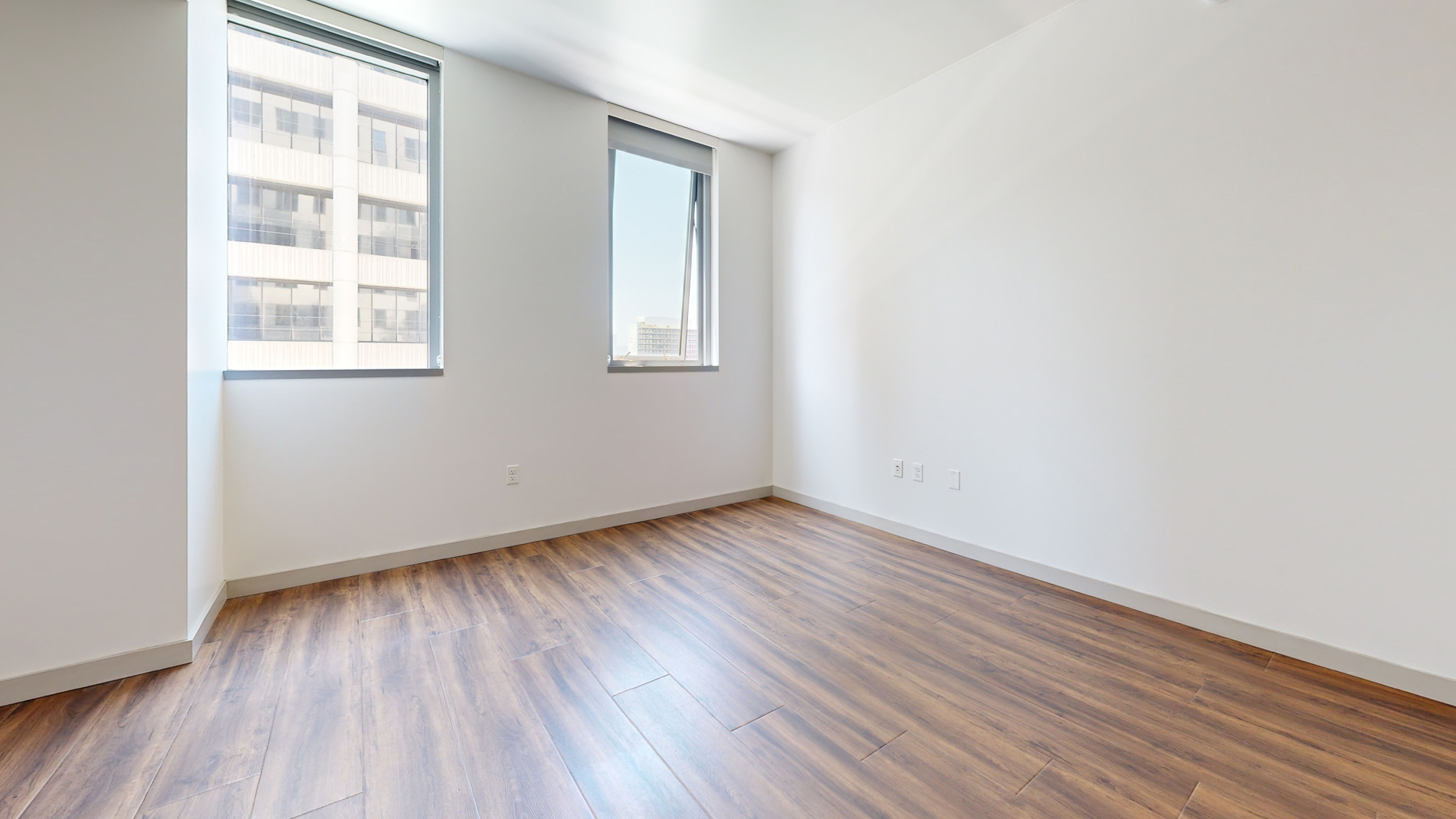 3033 Wilshire 2 of 5