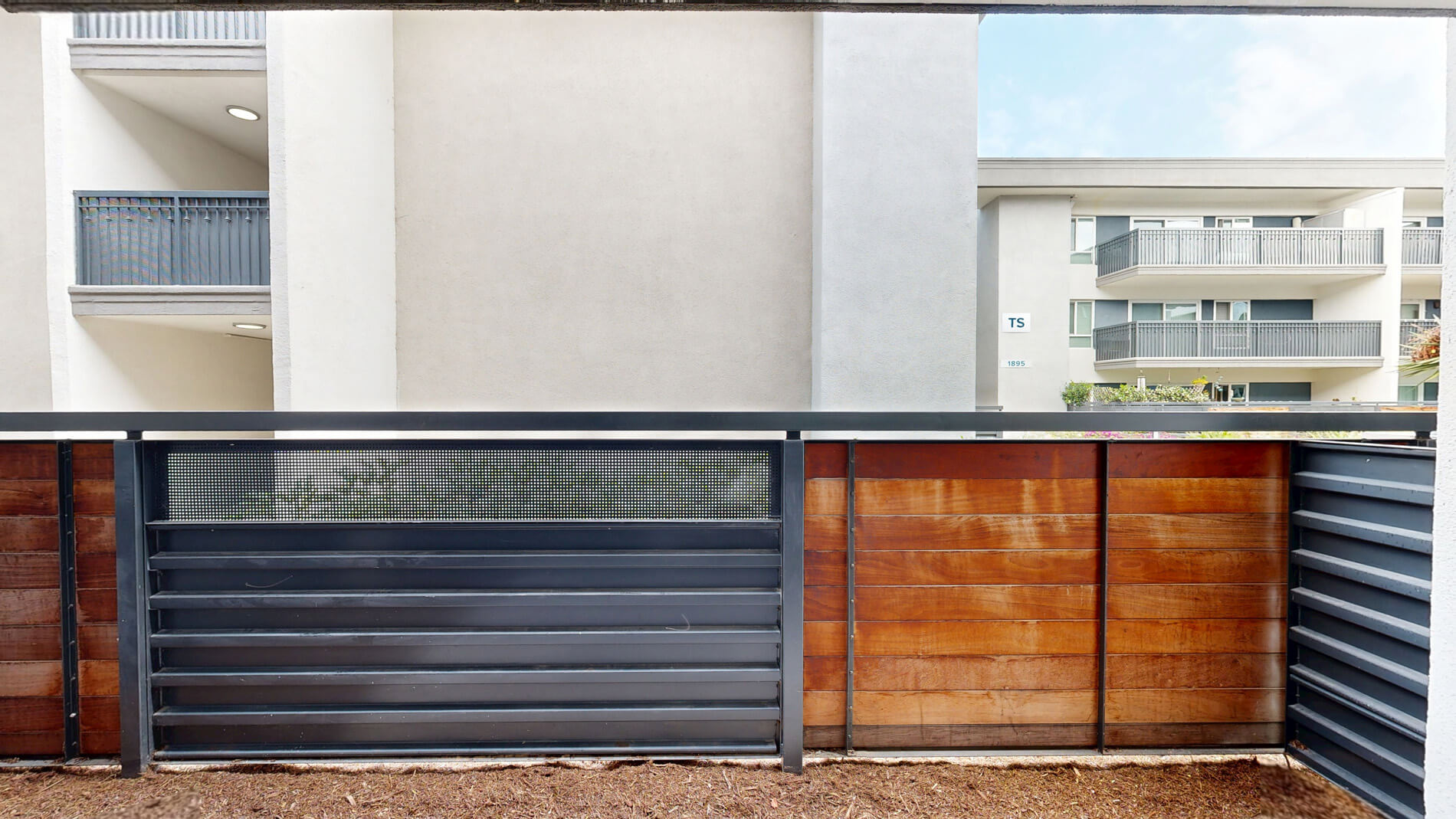 Eight 80 Newport Beach 3 of 5