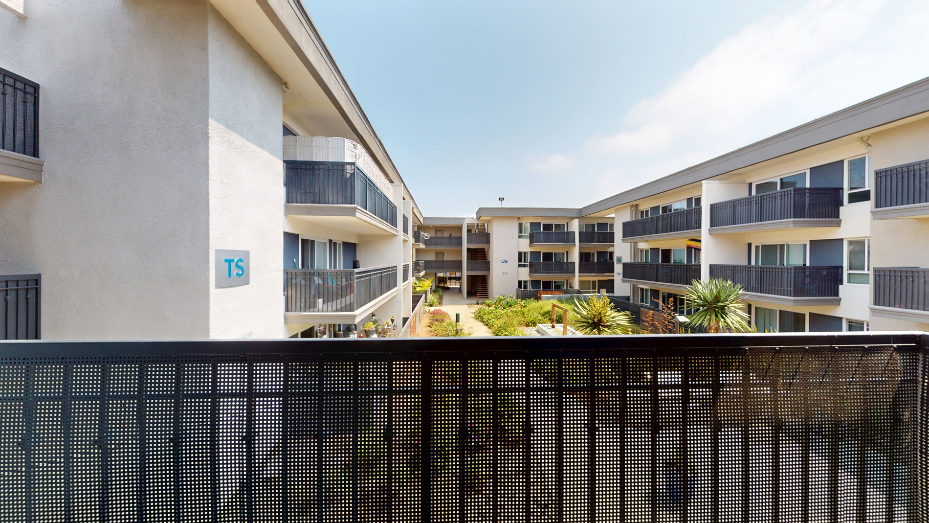 Eight 80 Newport Beach 3 of 5