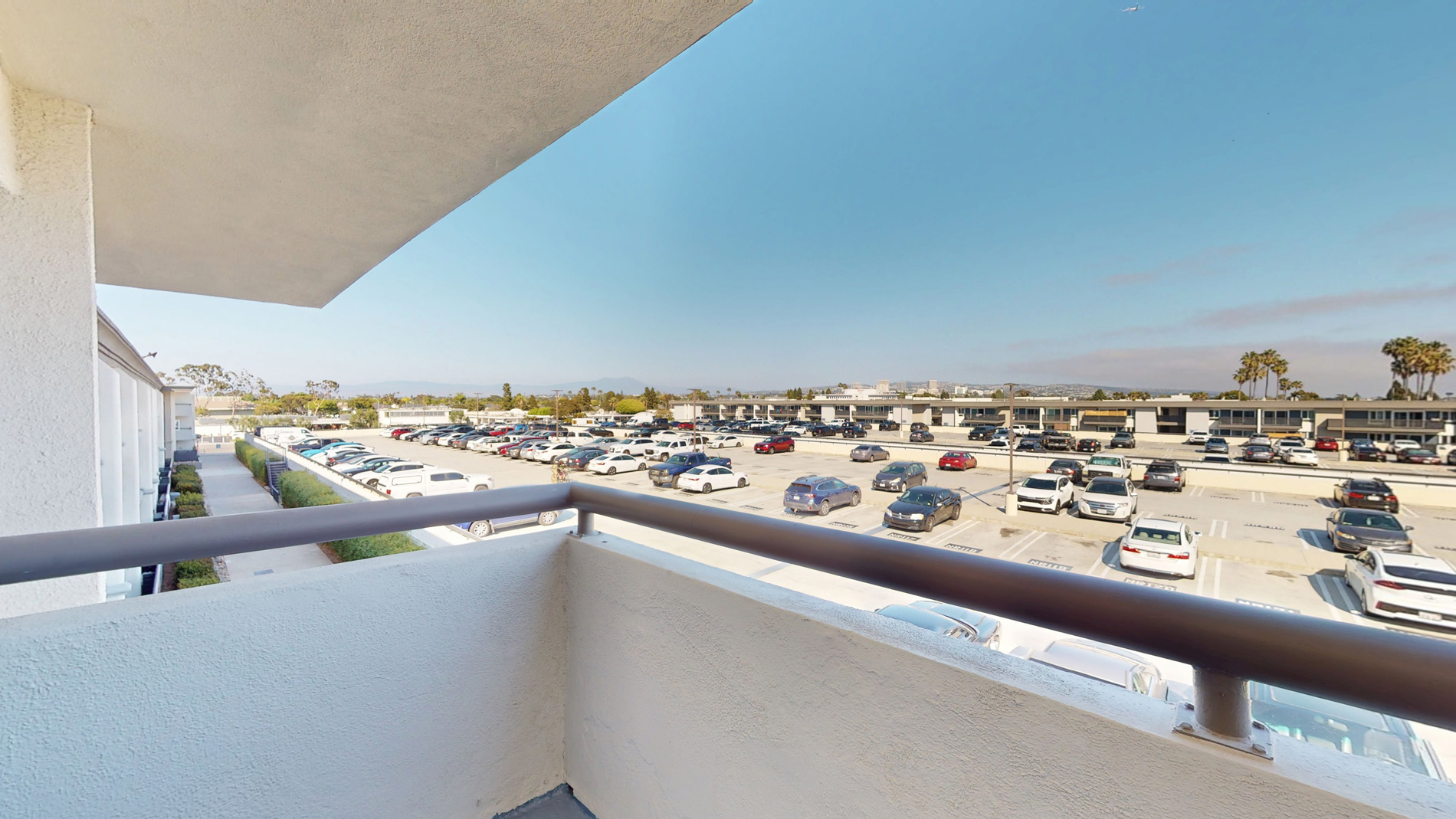 Eight 80 Newport Beach 3 of 4