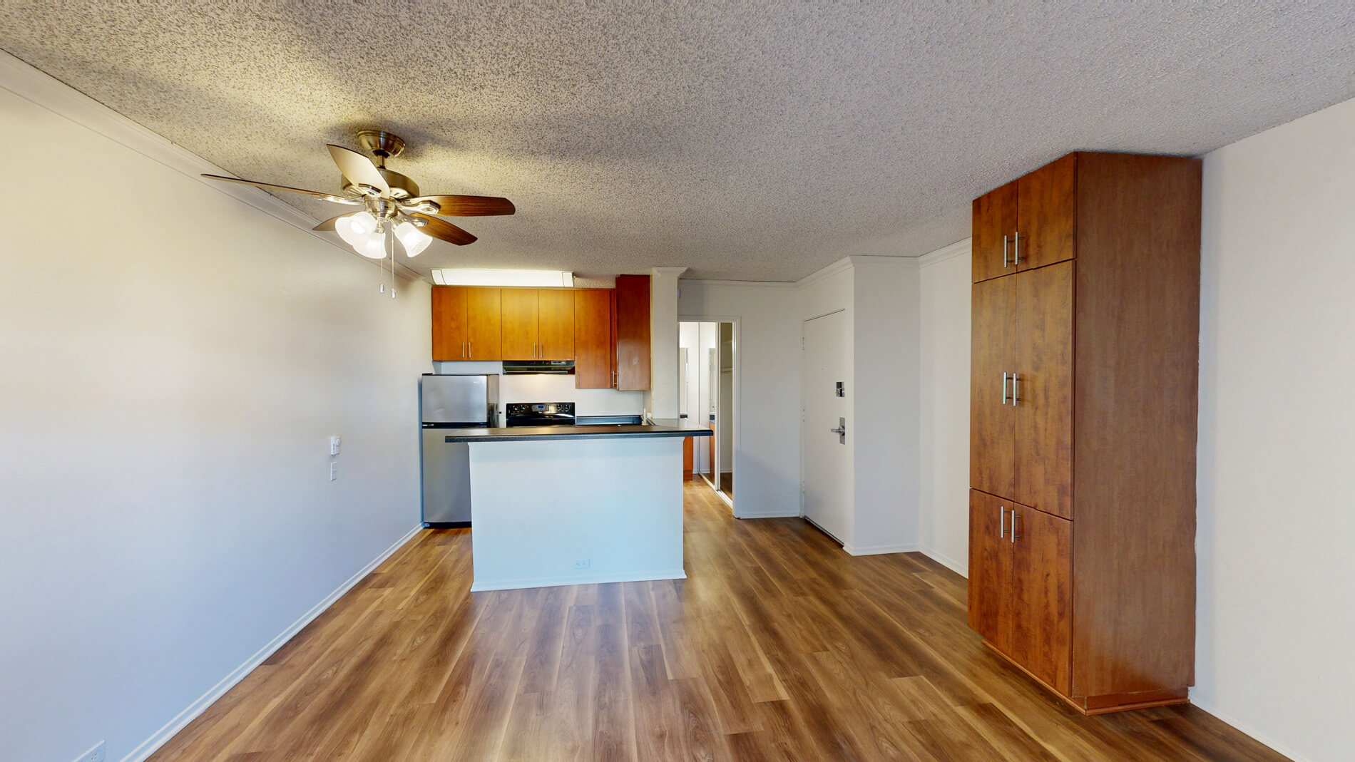 Eight 80 Newport Beach 4 of 5