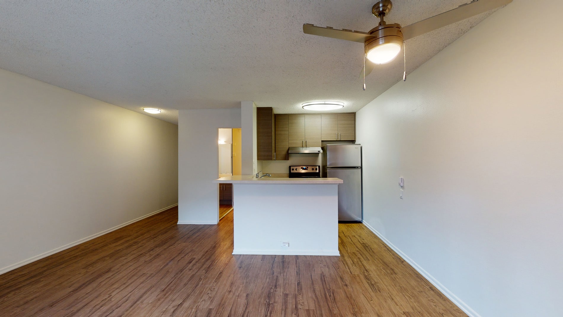 Eight 80 Newport Beach 2 of 4