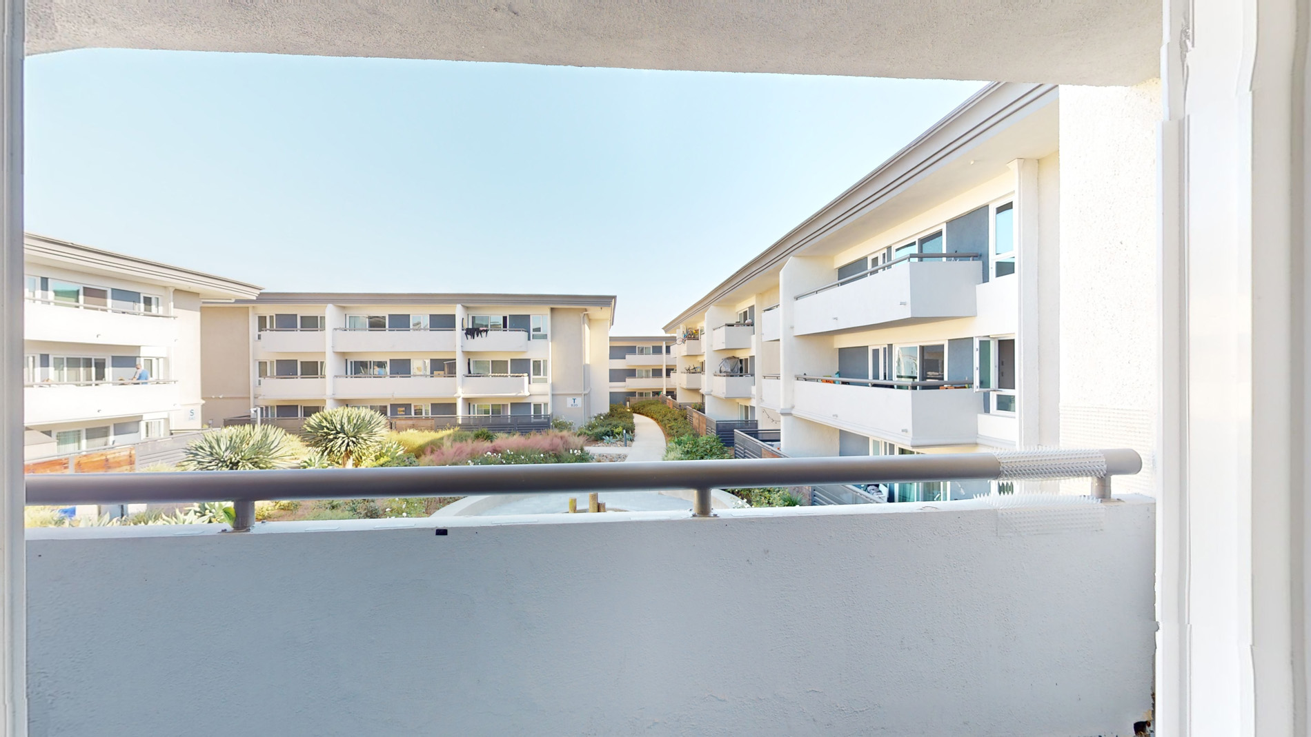 Eight 80 Newport Beach 4 of 5
