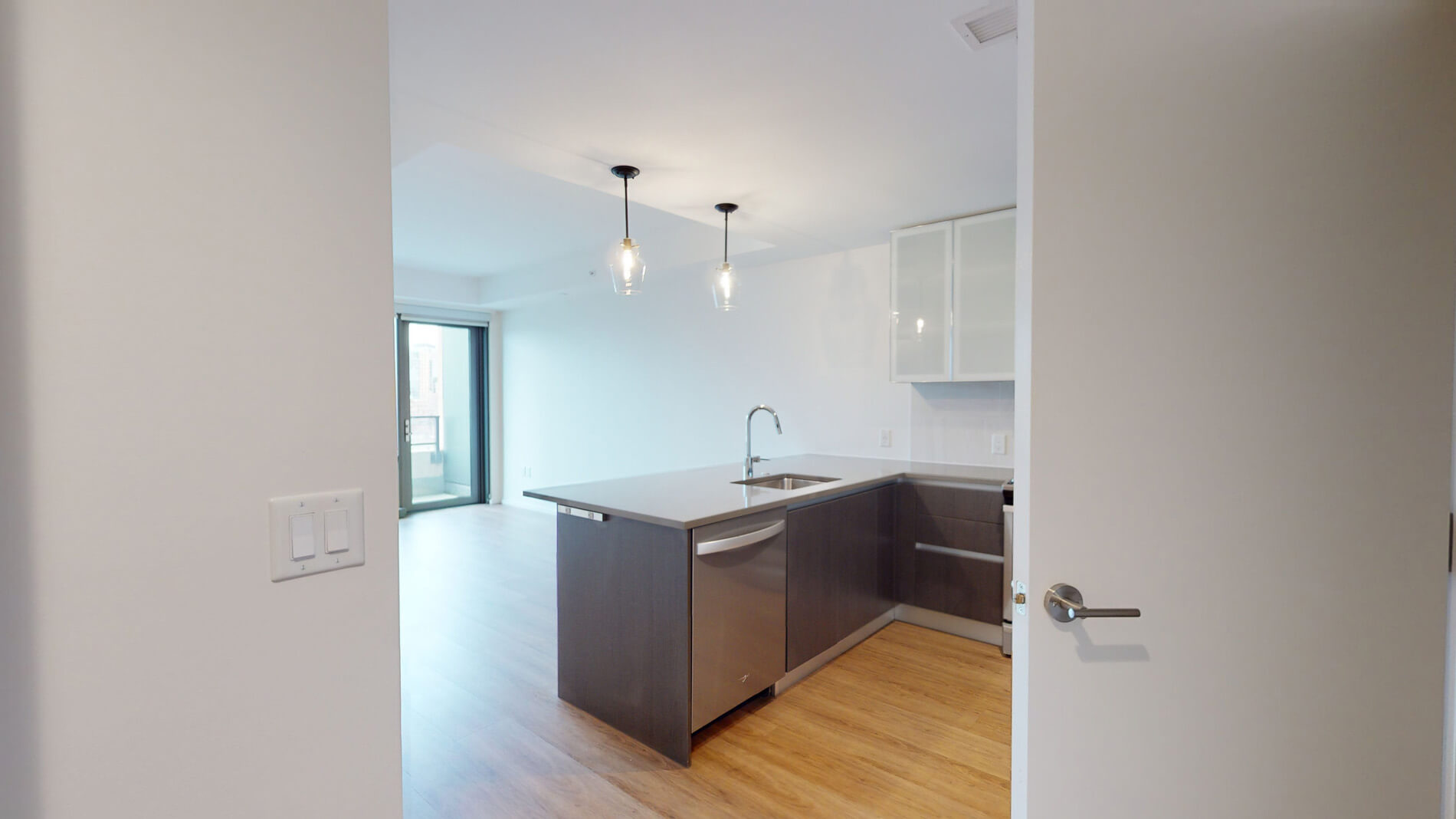 Photos of apartment on Traveler St.,Boston MA 02118