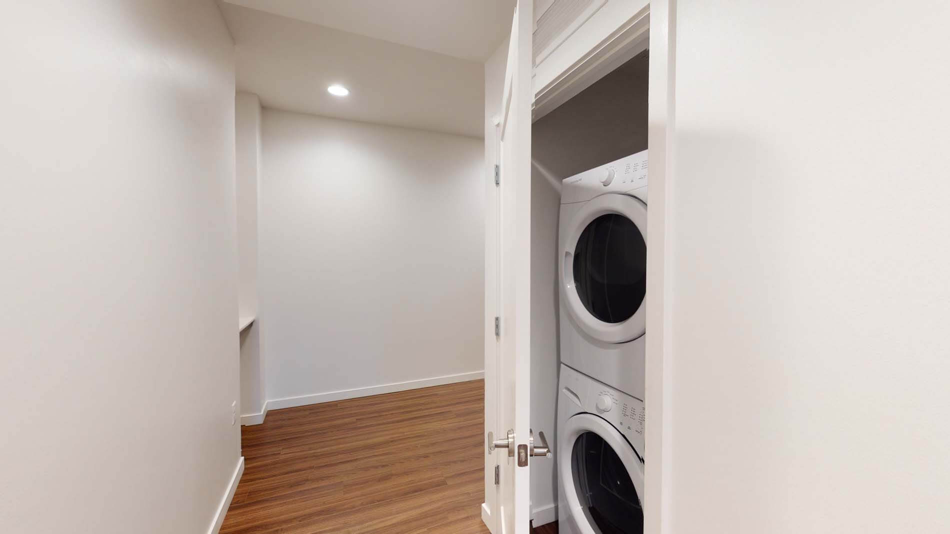 Laundry room at Verve (3 of 3)