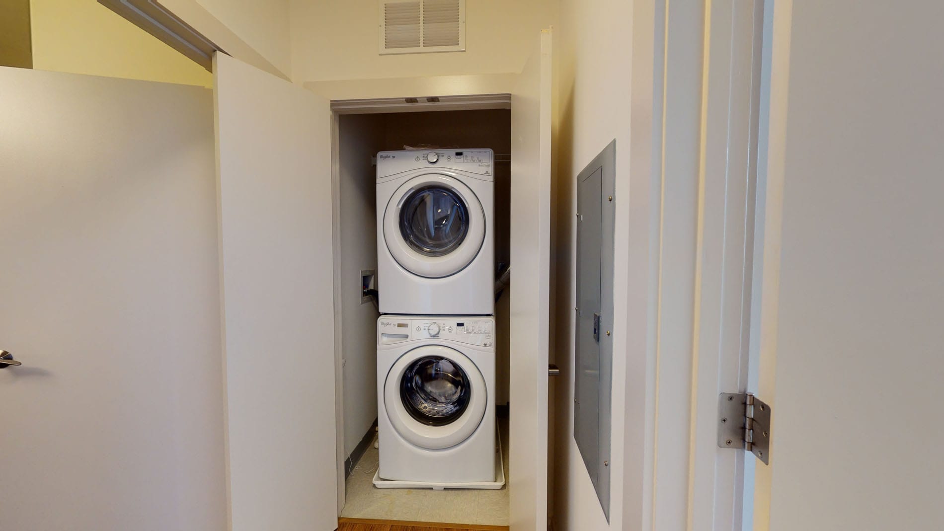 36 River St, Waltham