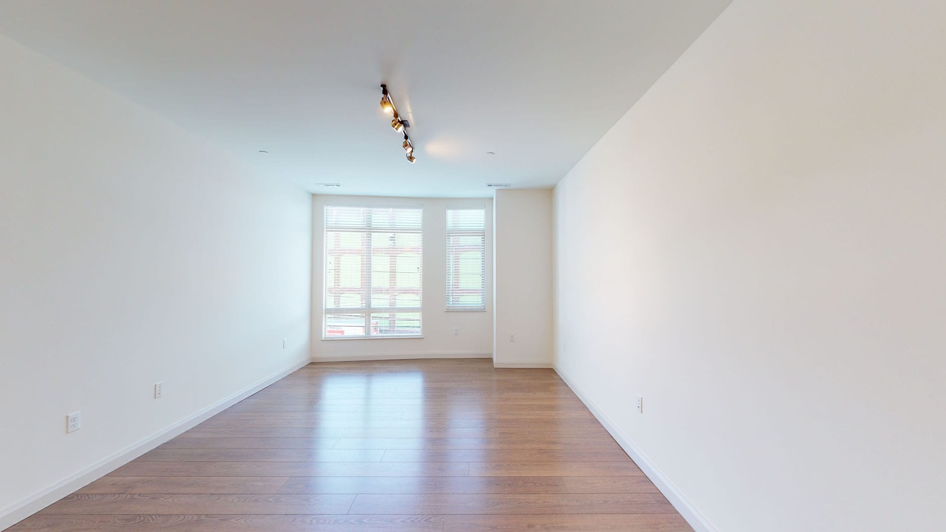 36 River St, Waltham