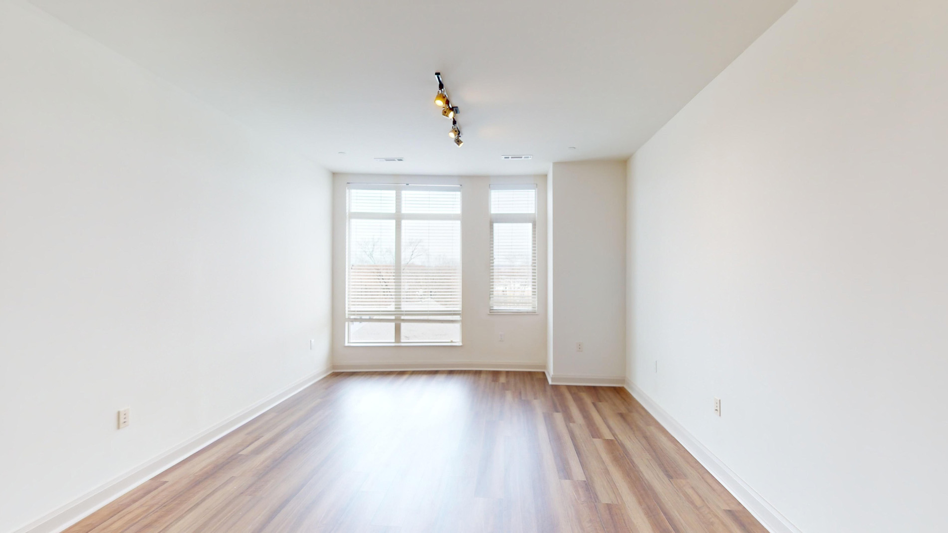 36 River St, Waltham