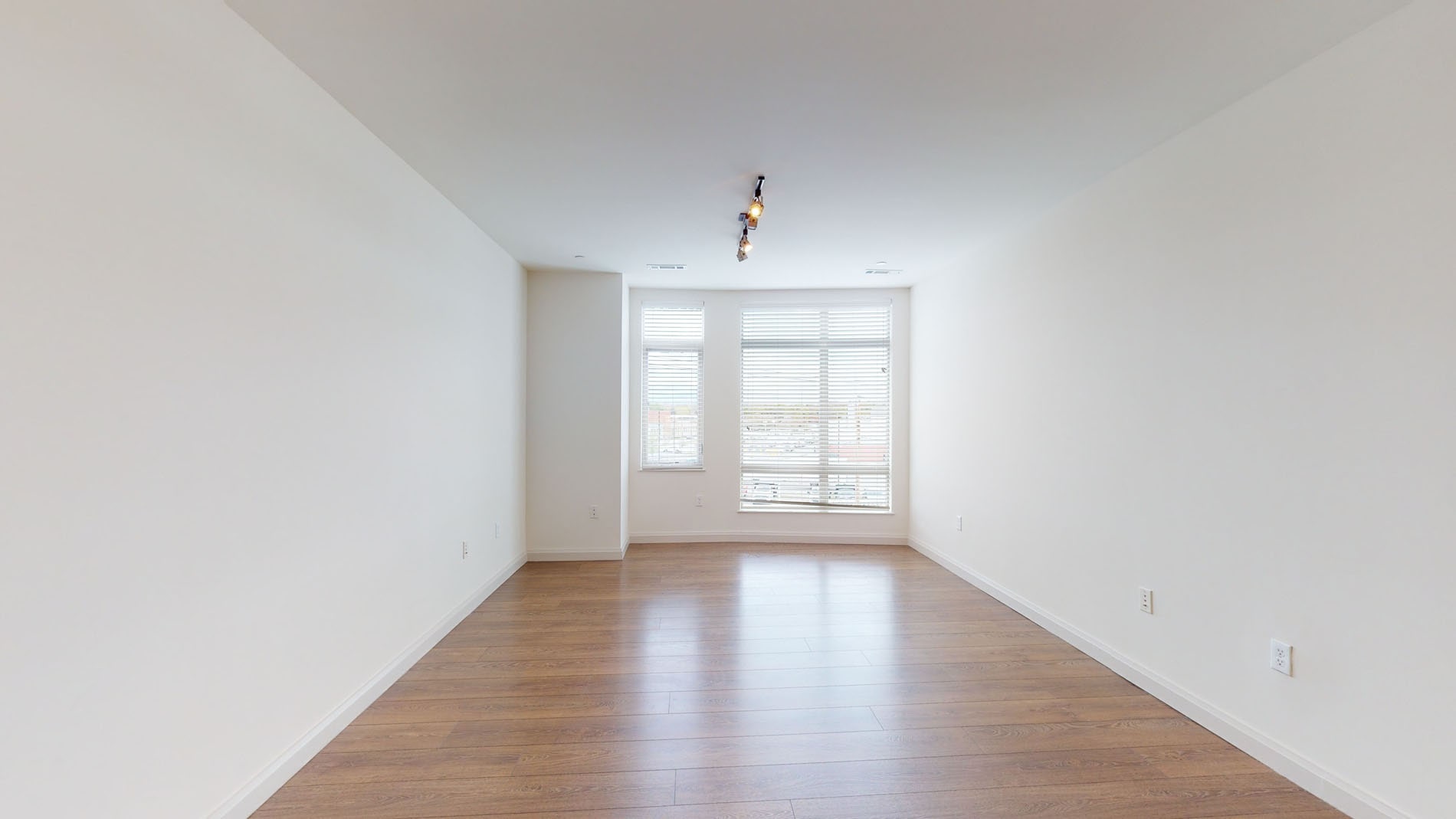 36 River St, Waltham