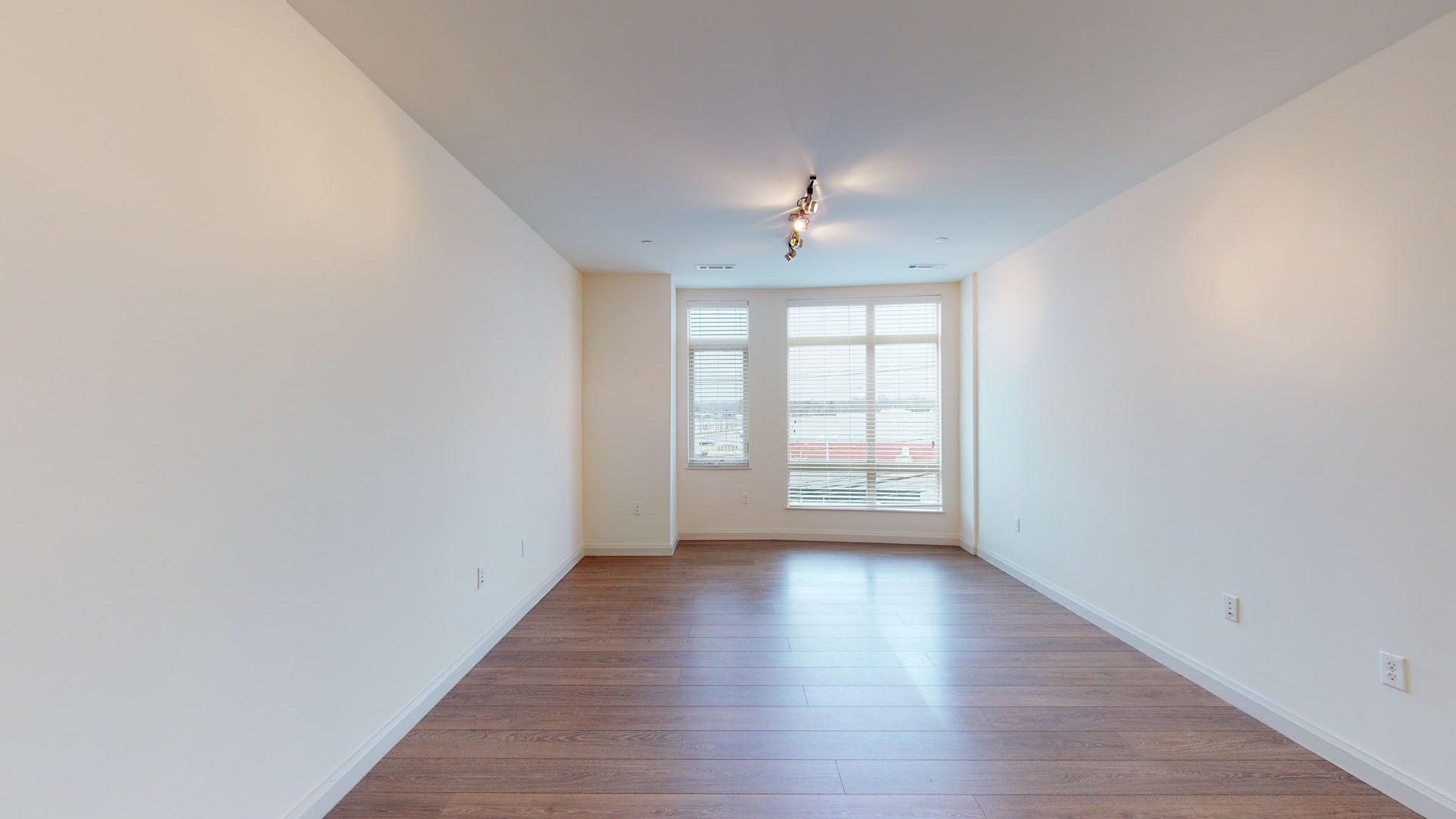 36 River St, Waltham