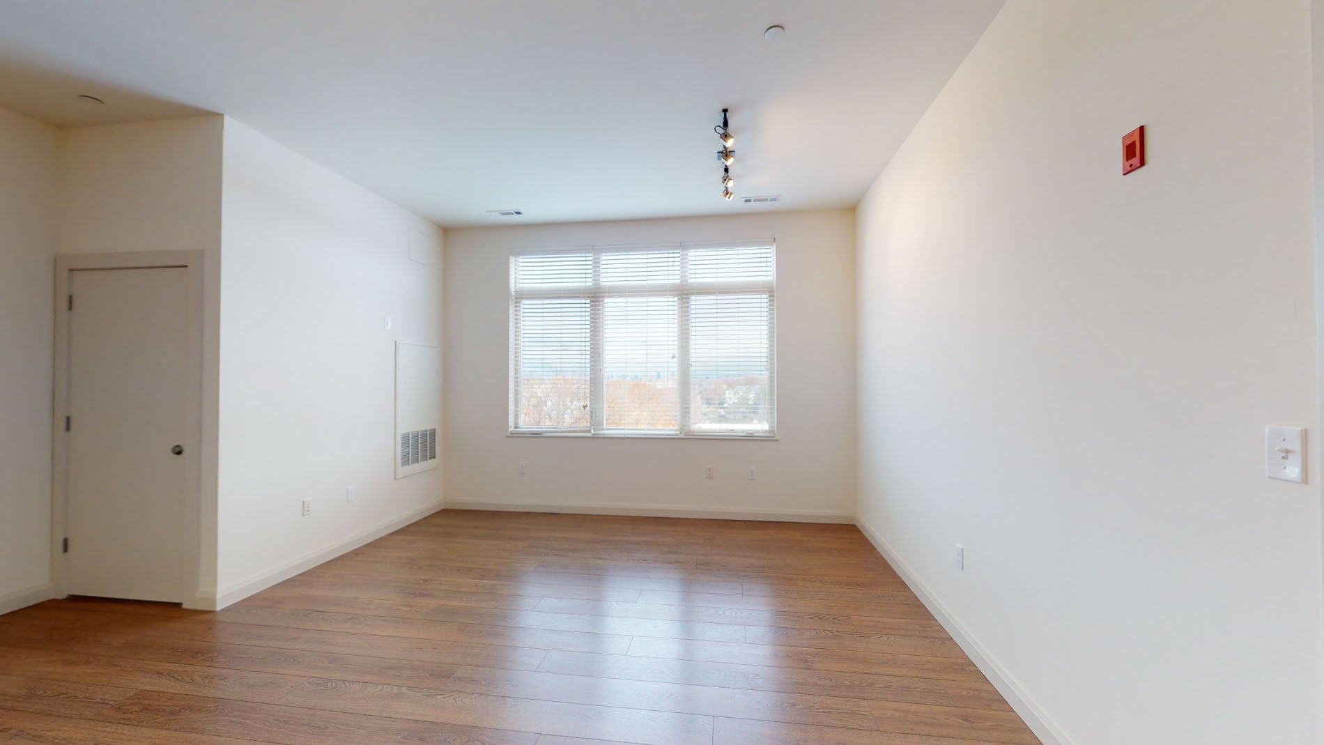 36 River St, Waltham