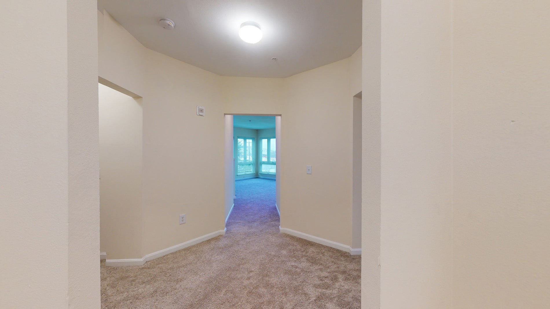 2 Bedroom Apartment – 20 Lambourne Rd #450, Towson, MD 21204