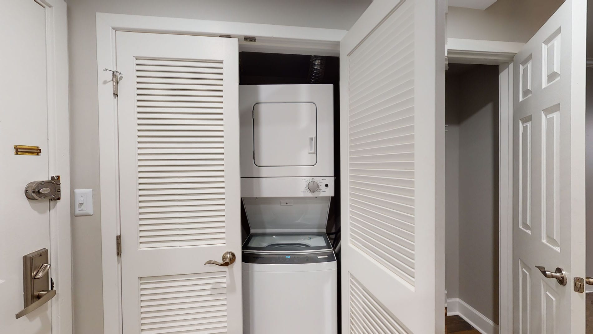 7 Harcourt St, Back Bay