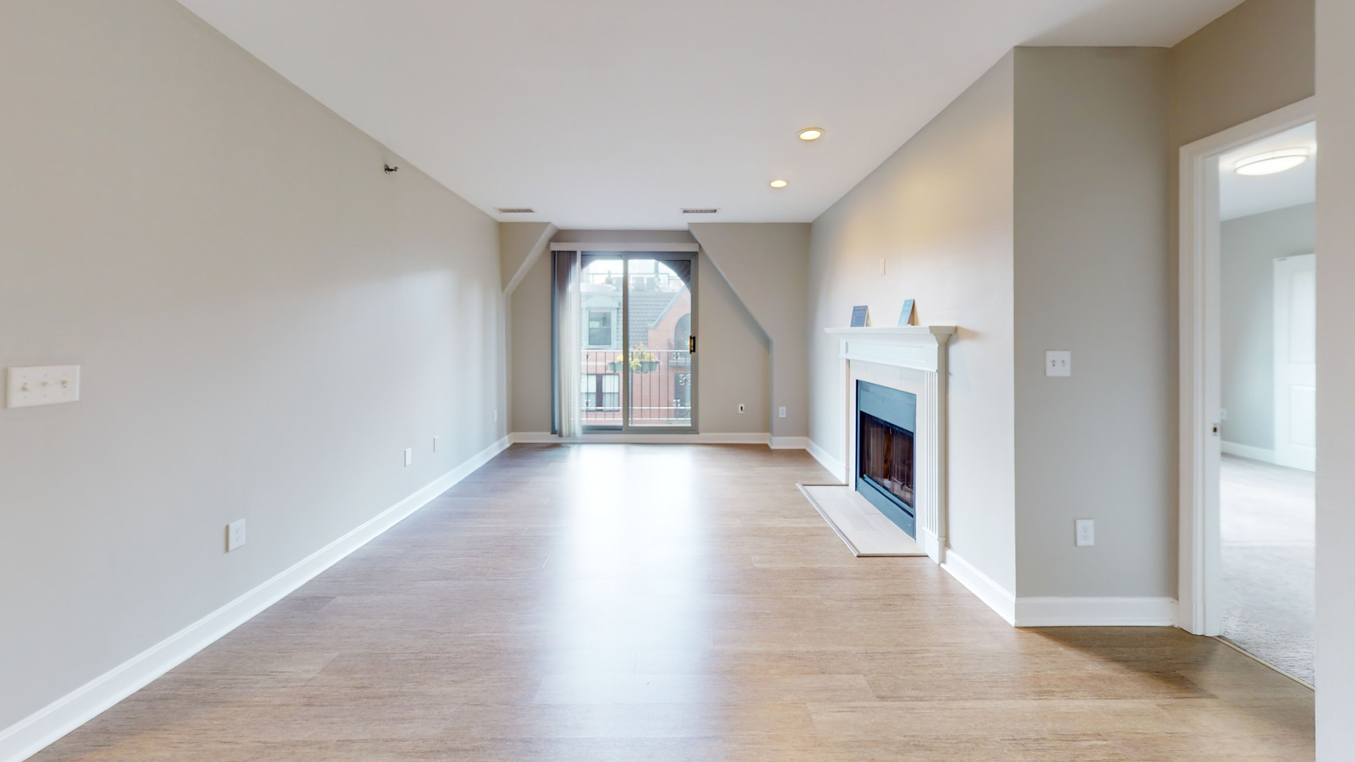 7 Harcourt St, Back Bay