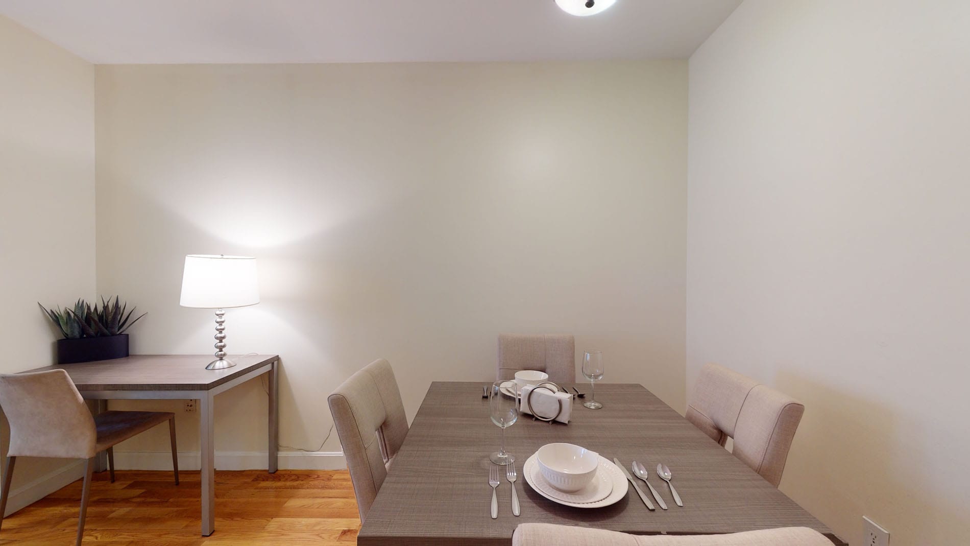 7 Harcourt St, Back Bay