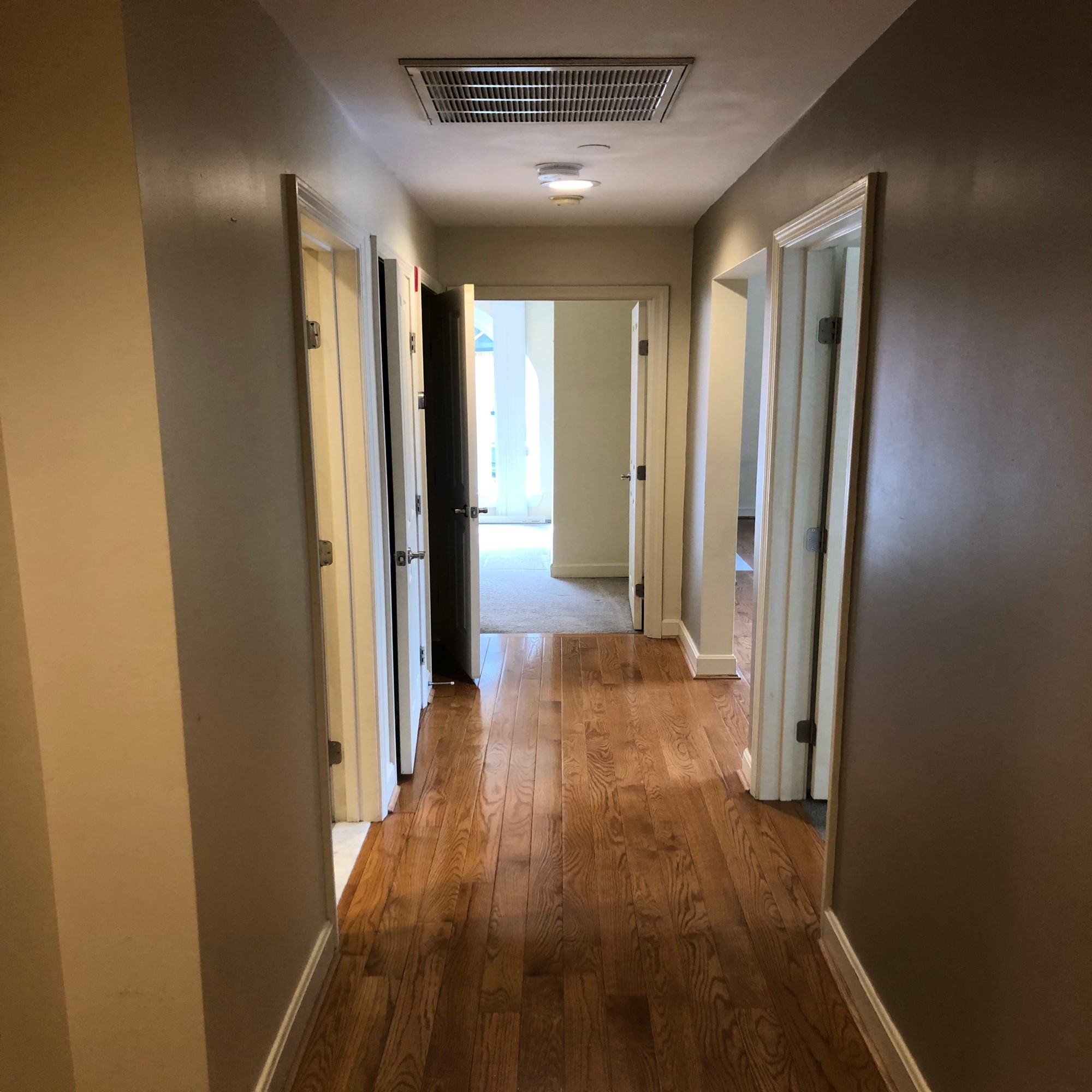 7 Harcourt St, Back Bay