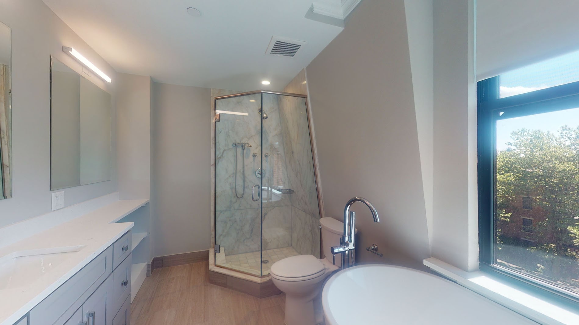 7 Harcourt St, Back Bay