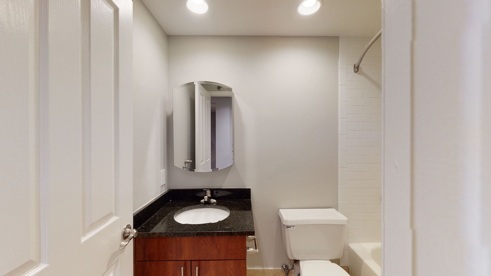 7 Harcourt St, Back Bay