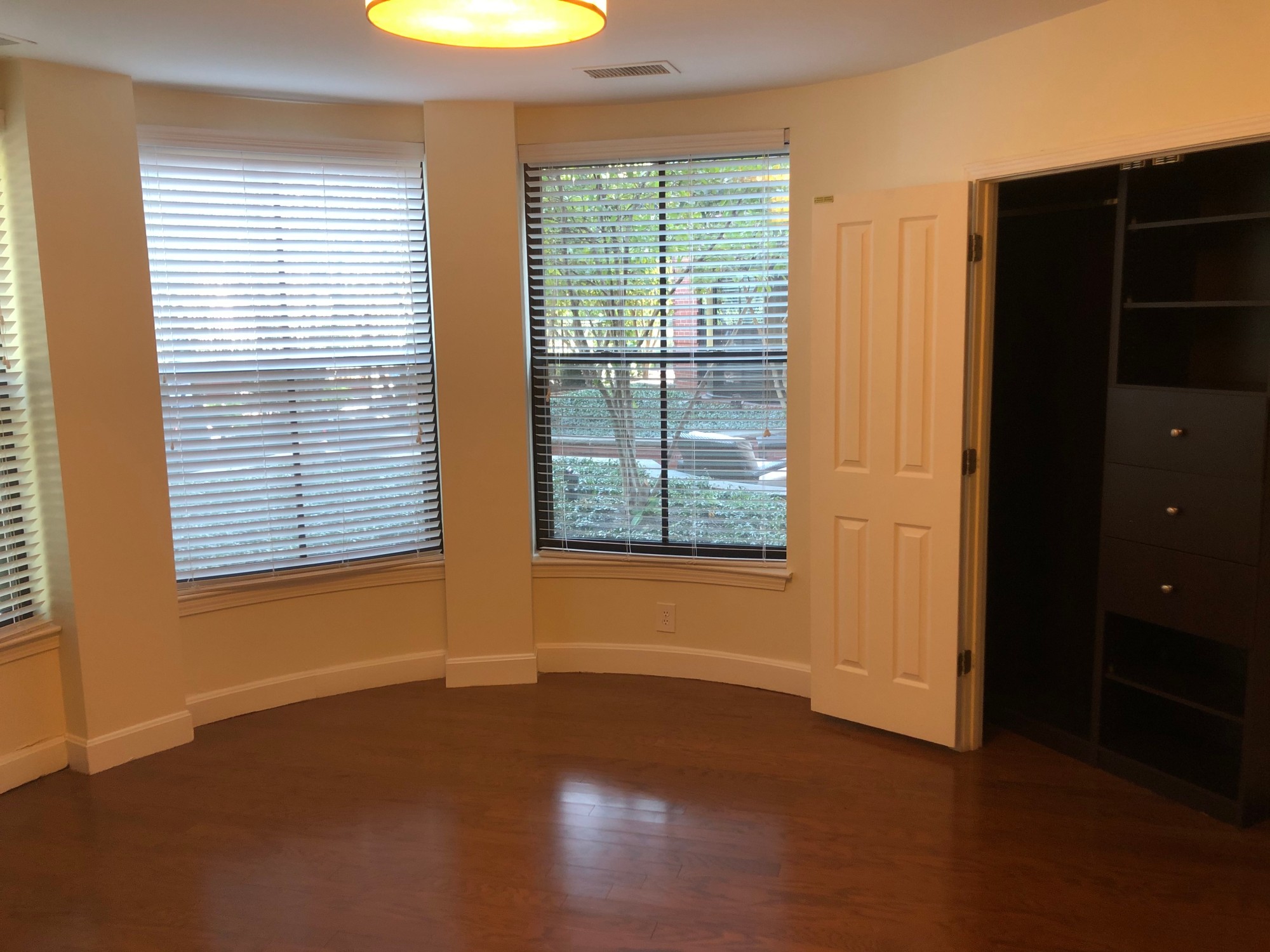 7 Harcourt St, Back Bay