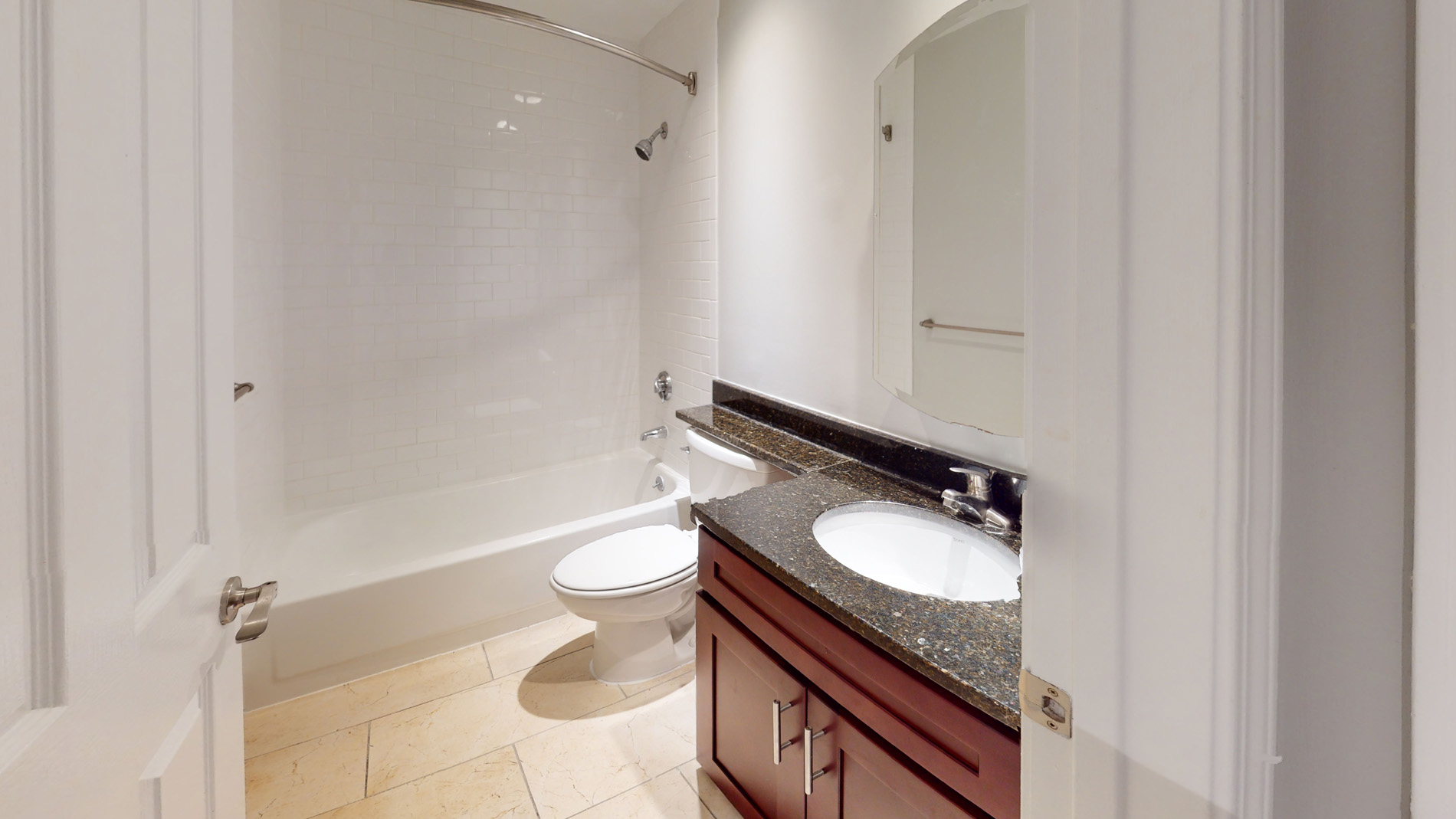 7 Harcourt St, Back Bay