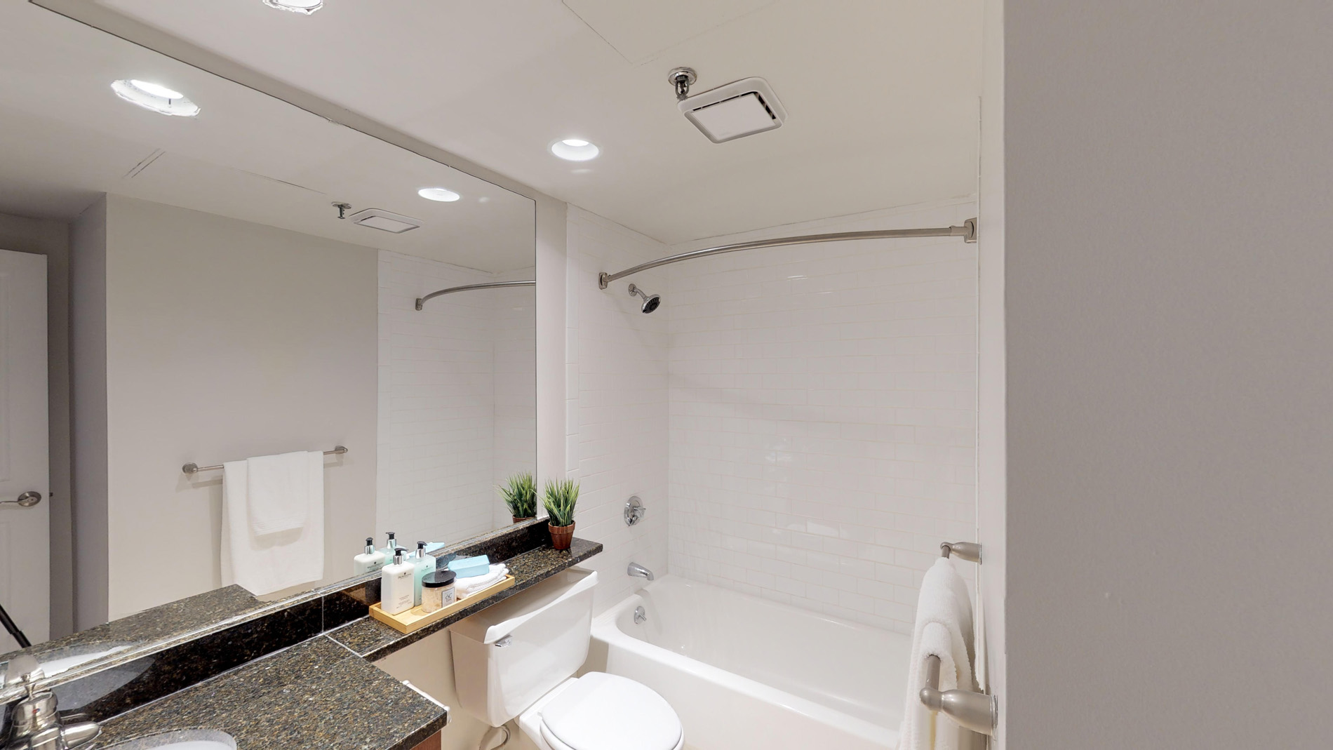 7 Harcourt St, Back Bay